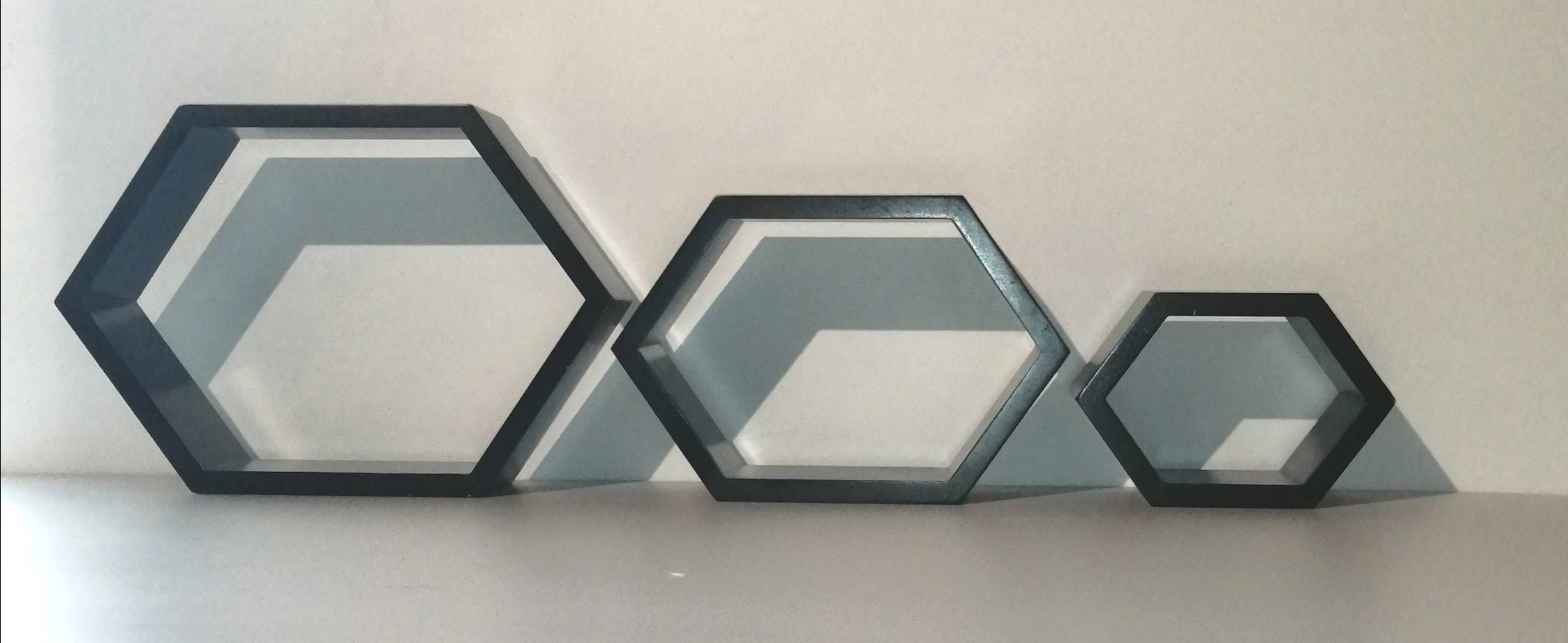 Set of 3 hexagonal nesting shelves design 80s vintage