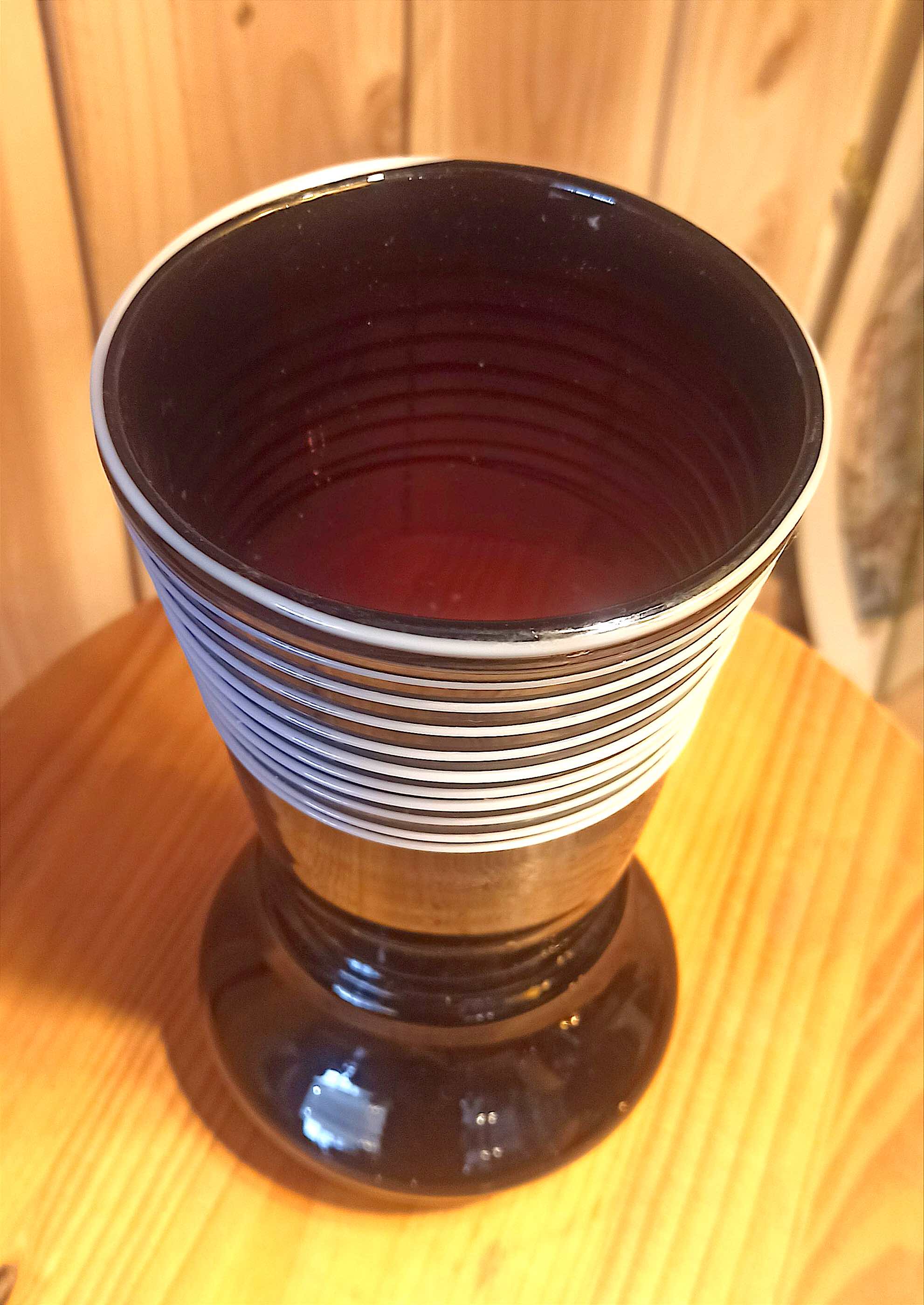 Garnet glass vase 60s