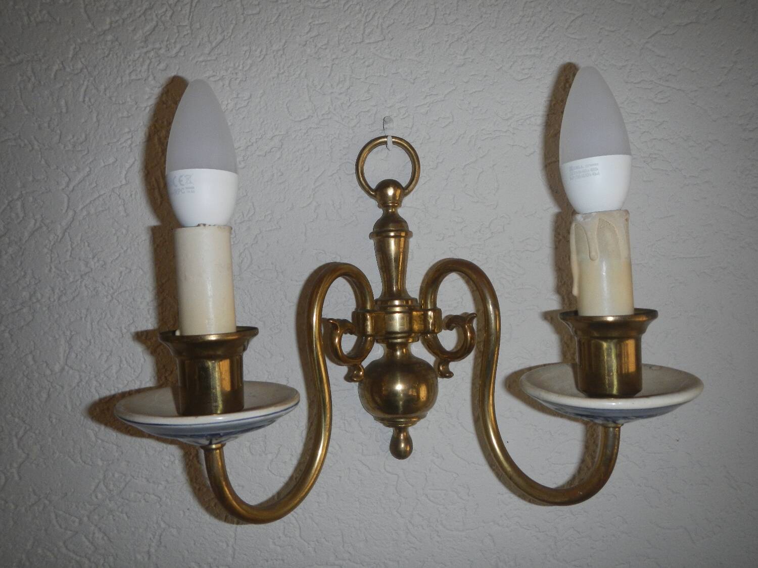 8-lamp ceramic electric chandelier