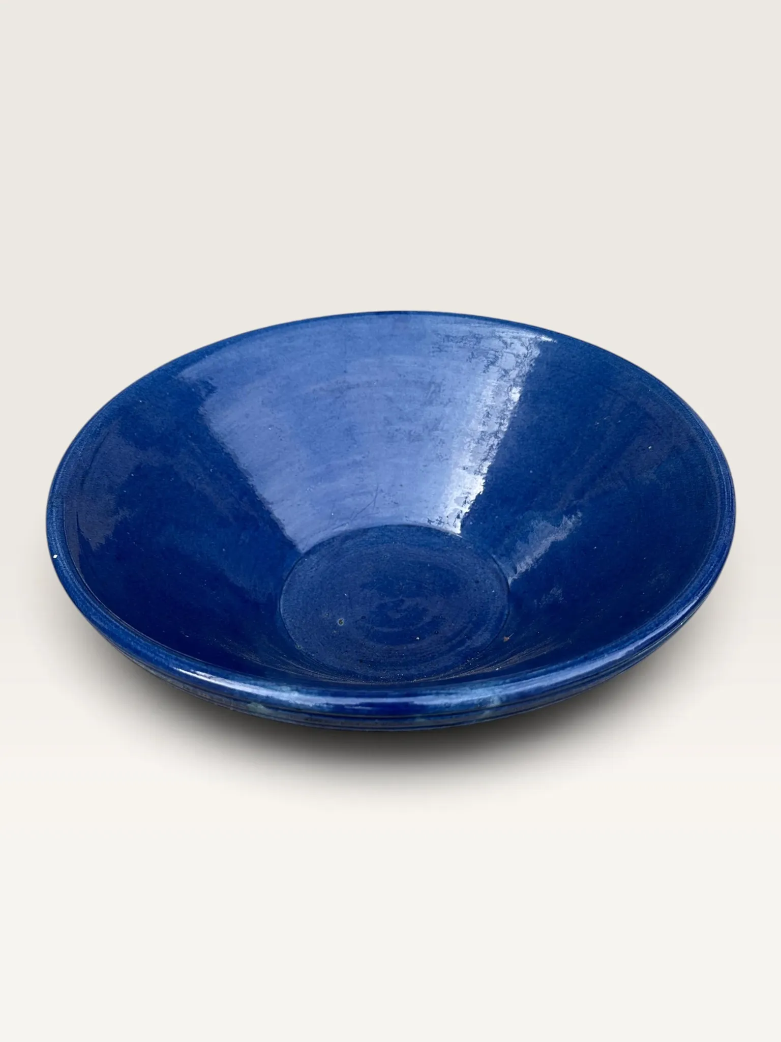 Handmade deep dish in glazed terracotta