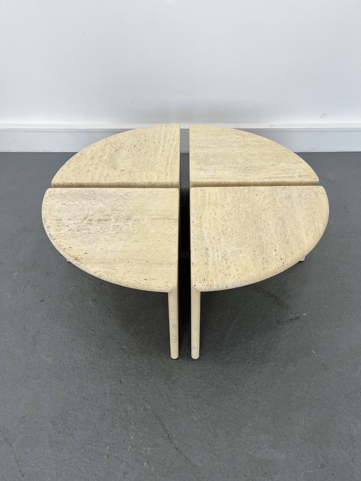 Tables Basses ou d'Appoint en Travertin, Italie, 1970s, Set de 4
