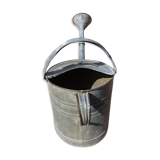 watering can with pommel