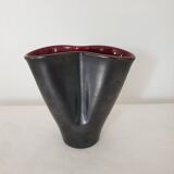Free-form ceramic vase in Black / Bordeaux signed Elchinger from the 50s