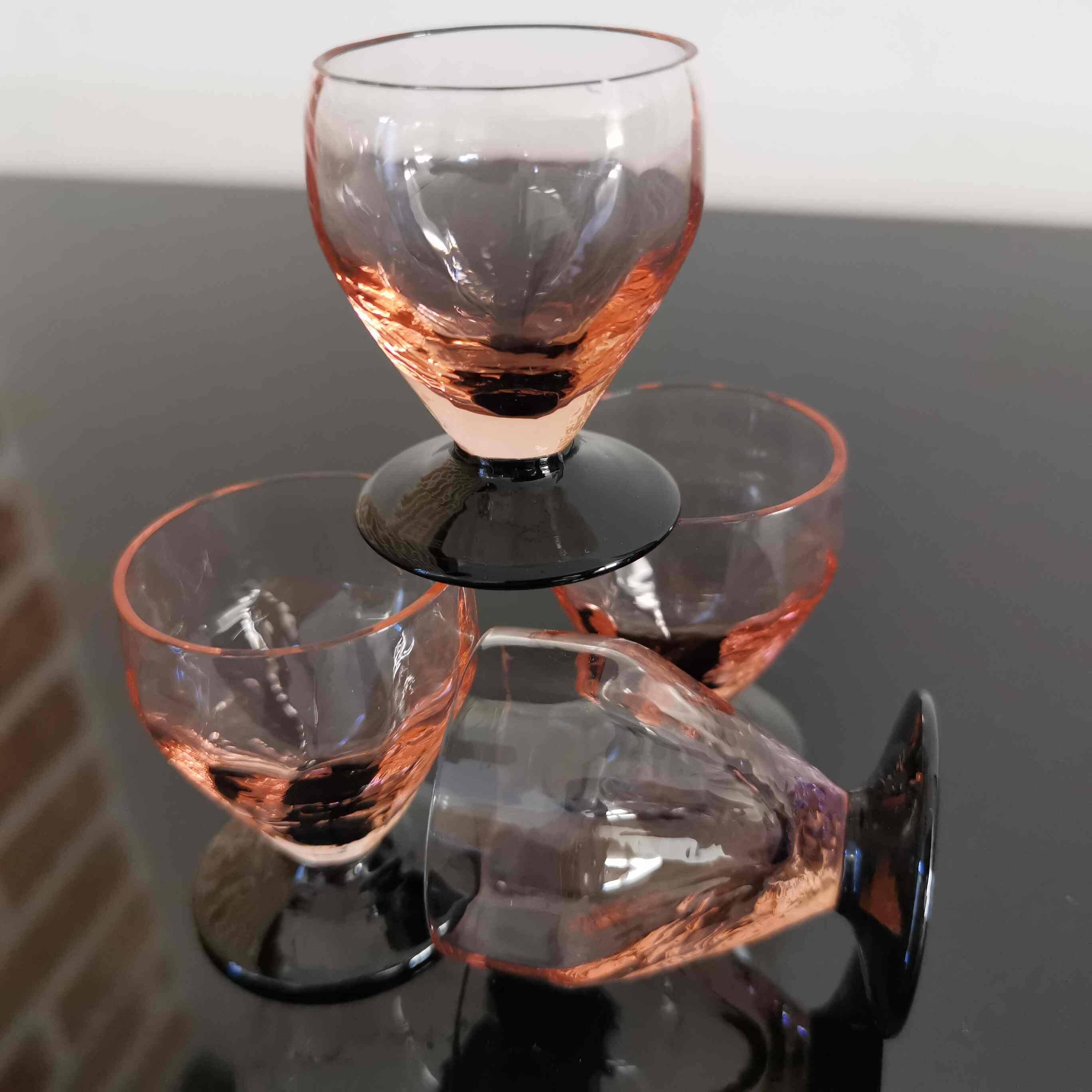 4 art deco liqueur glasses in smoked salmon glass with black base