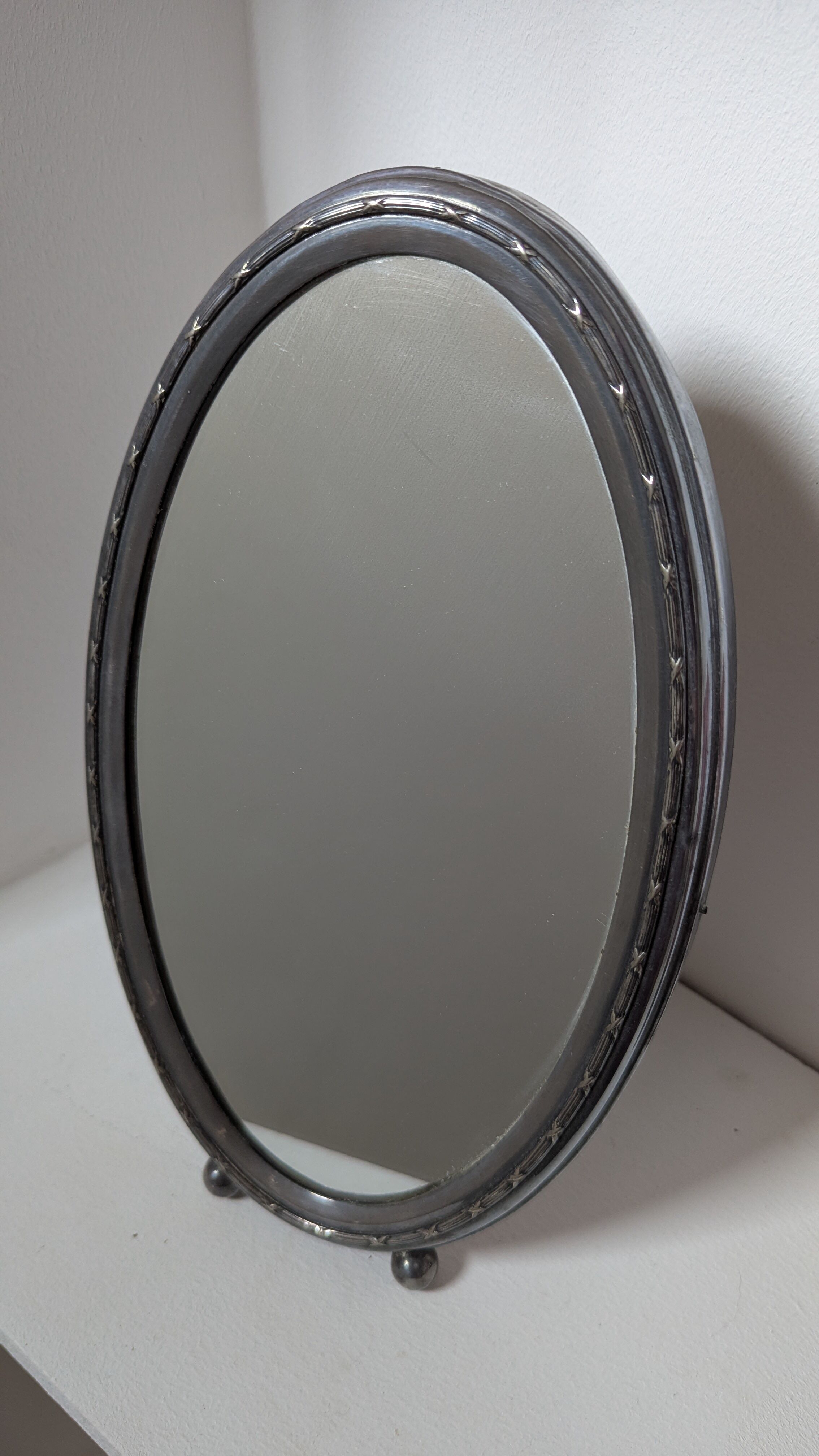 Oval table mirror Belle Époque — silver-plated on brass, late 19th century