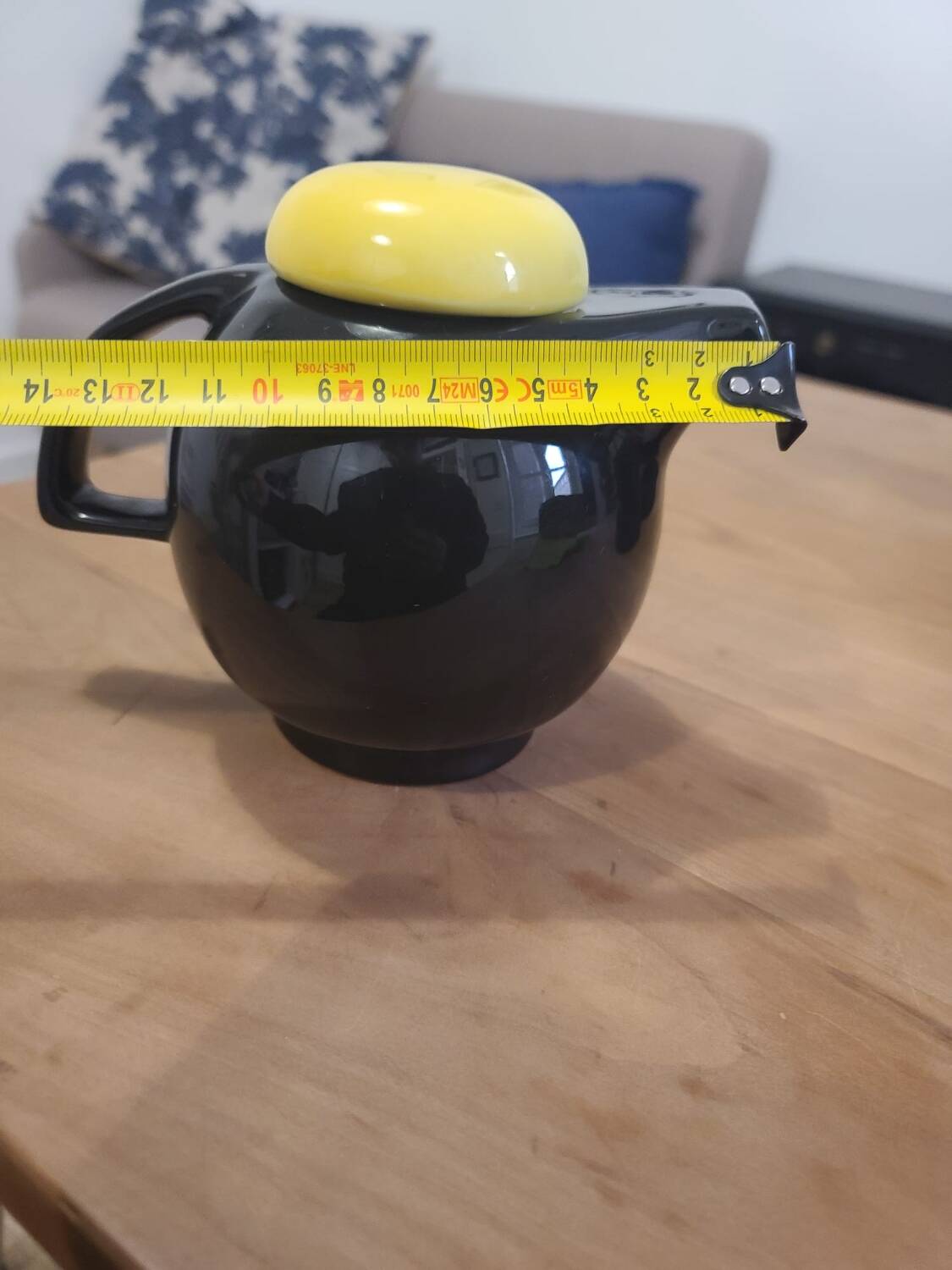 Théière en Céramique Noire et Jaune Design