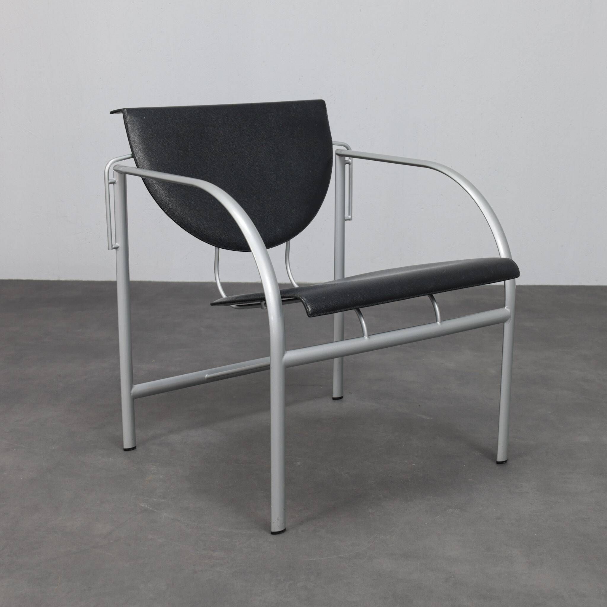 Pair of Kokatu leather lounge chairs by M.A. Cigan for Akaba, Spain, 1980s