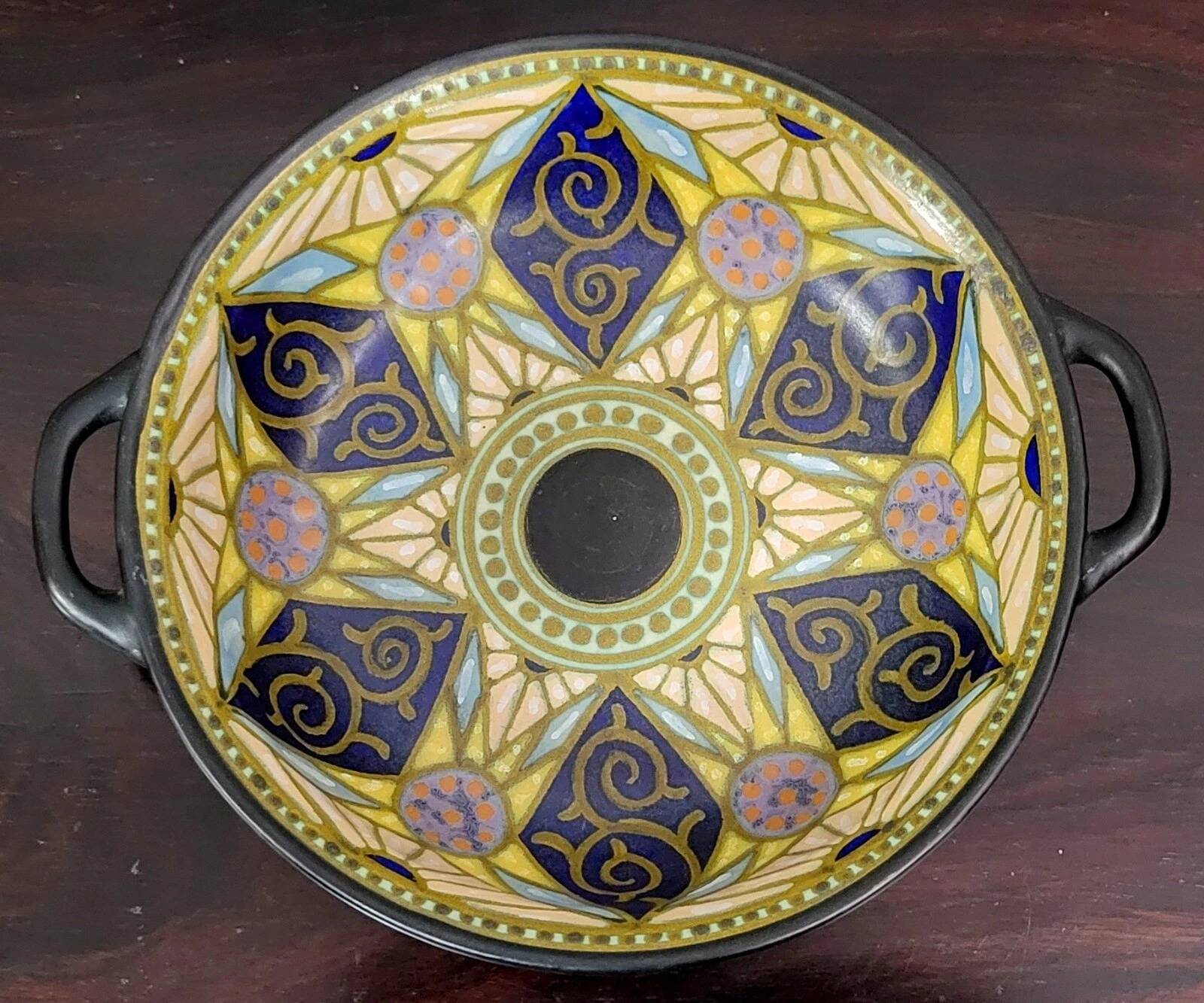 Gouda Holland: large Art Nouveau bowl in painted ceramic