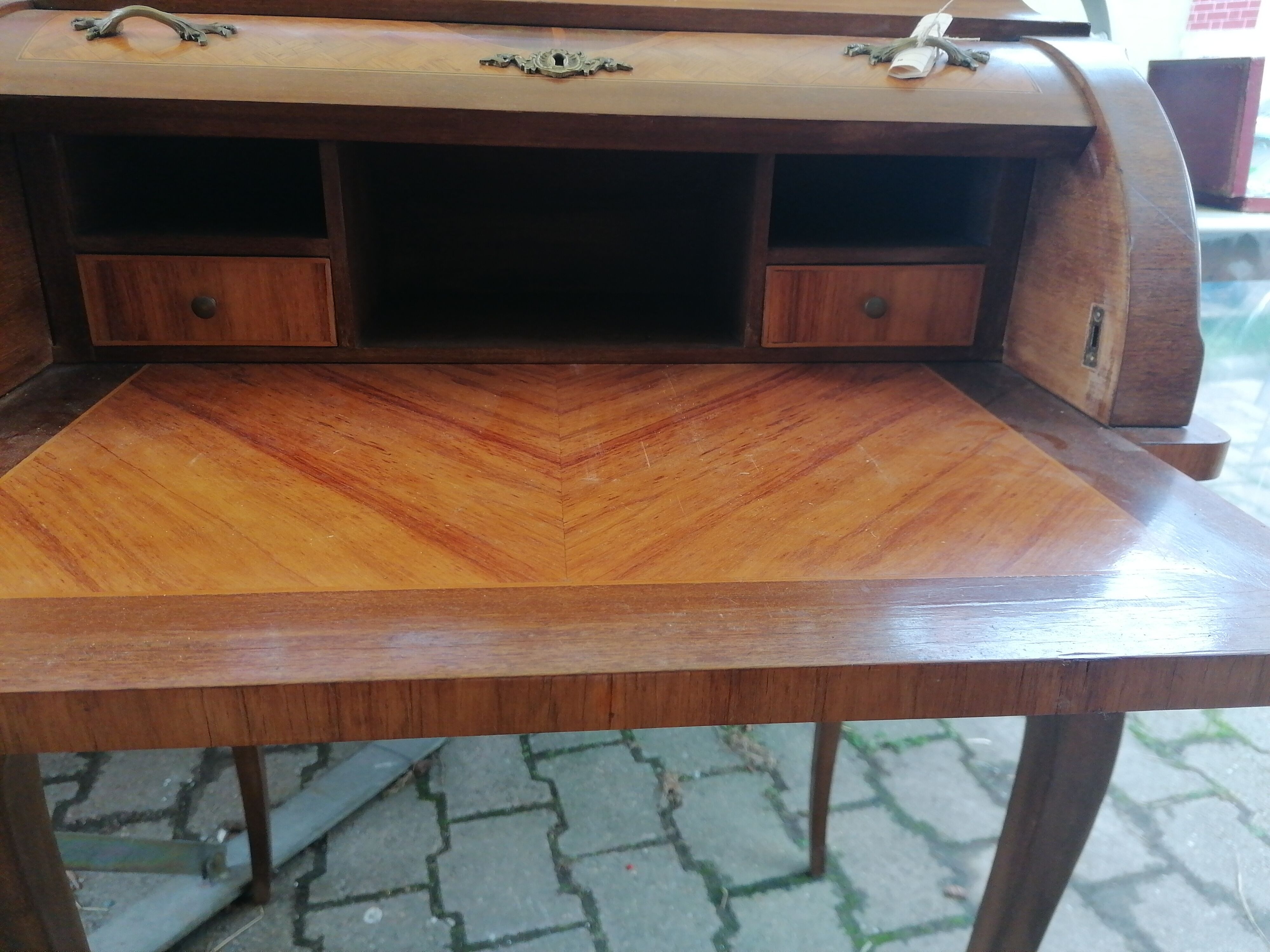 Small Cylinder Desk