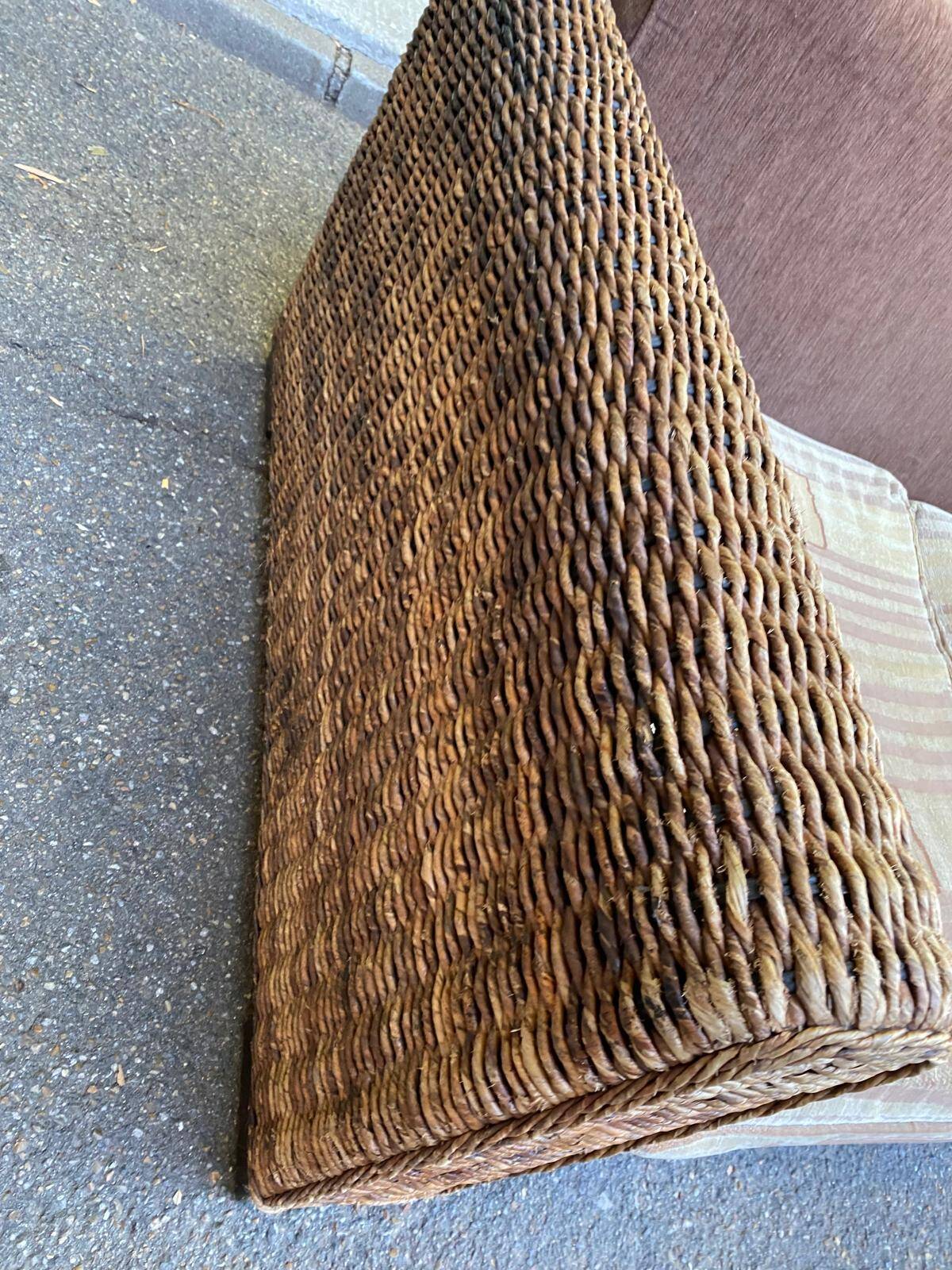 Exotic 2-seater sofa in woven banana tree / rattan and brown fabric.