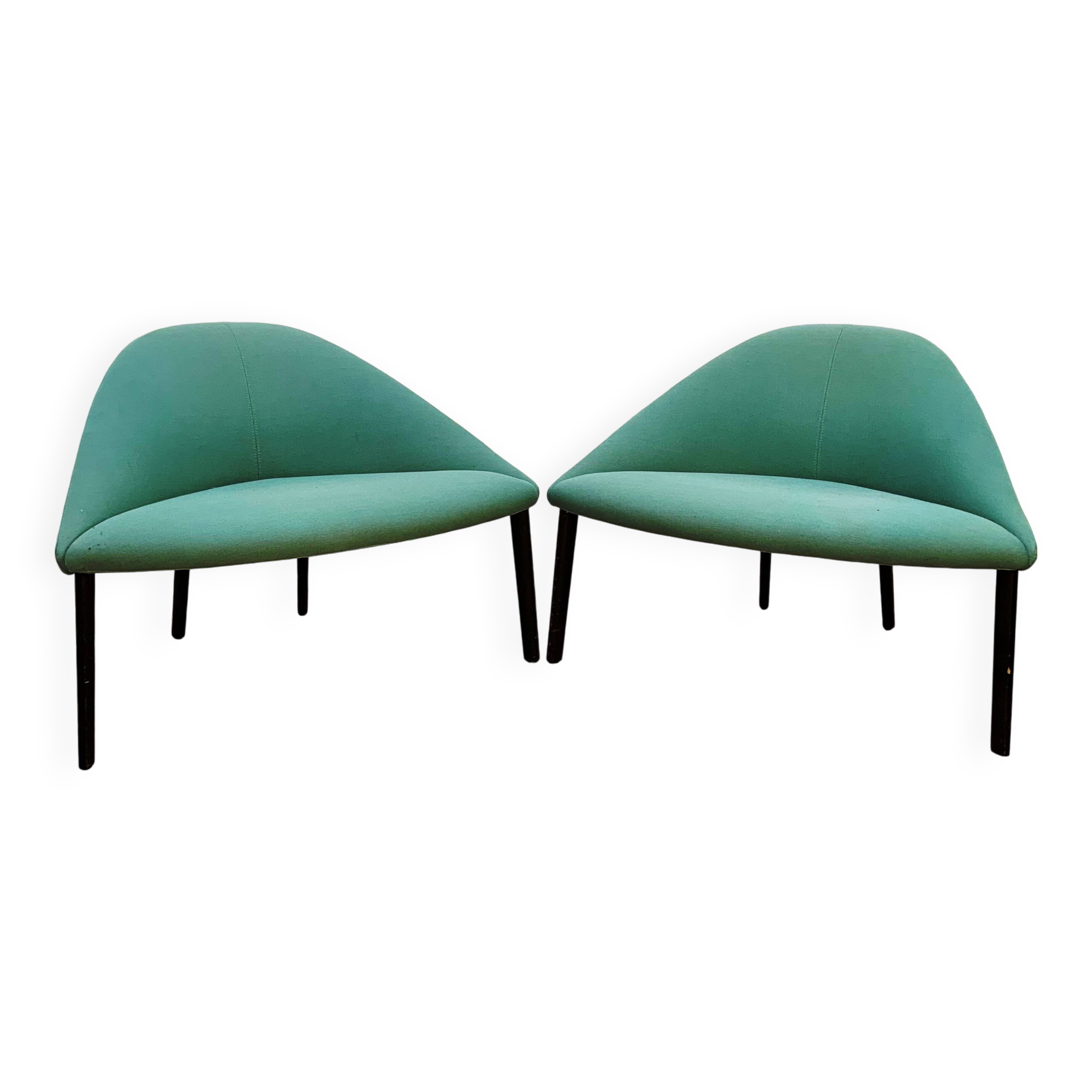 Pair of Colina M armchairs, Arper