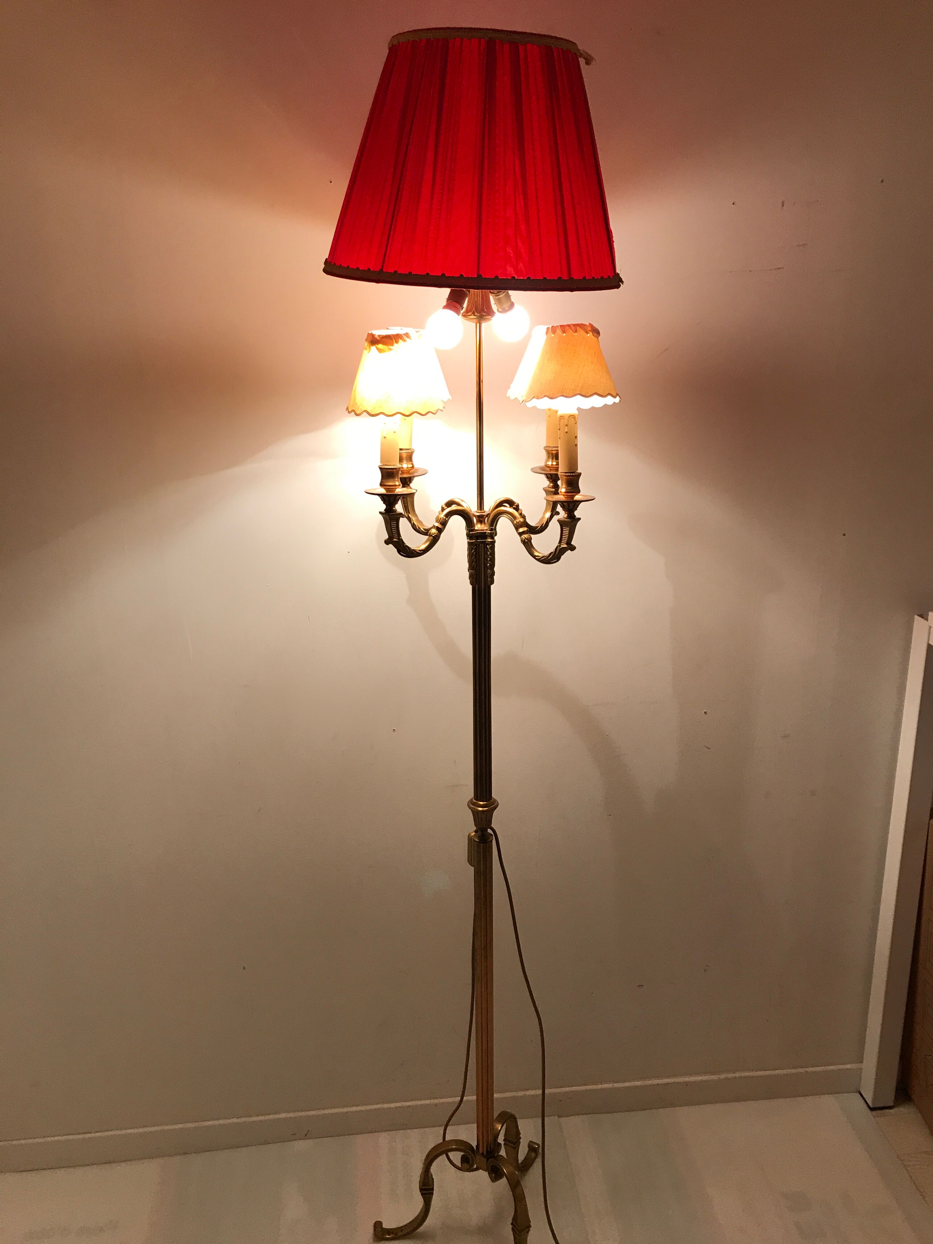 Vintage Louis XV style bronze tripod lamp