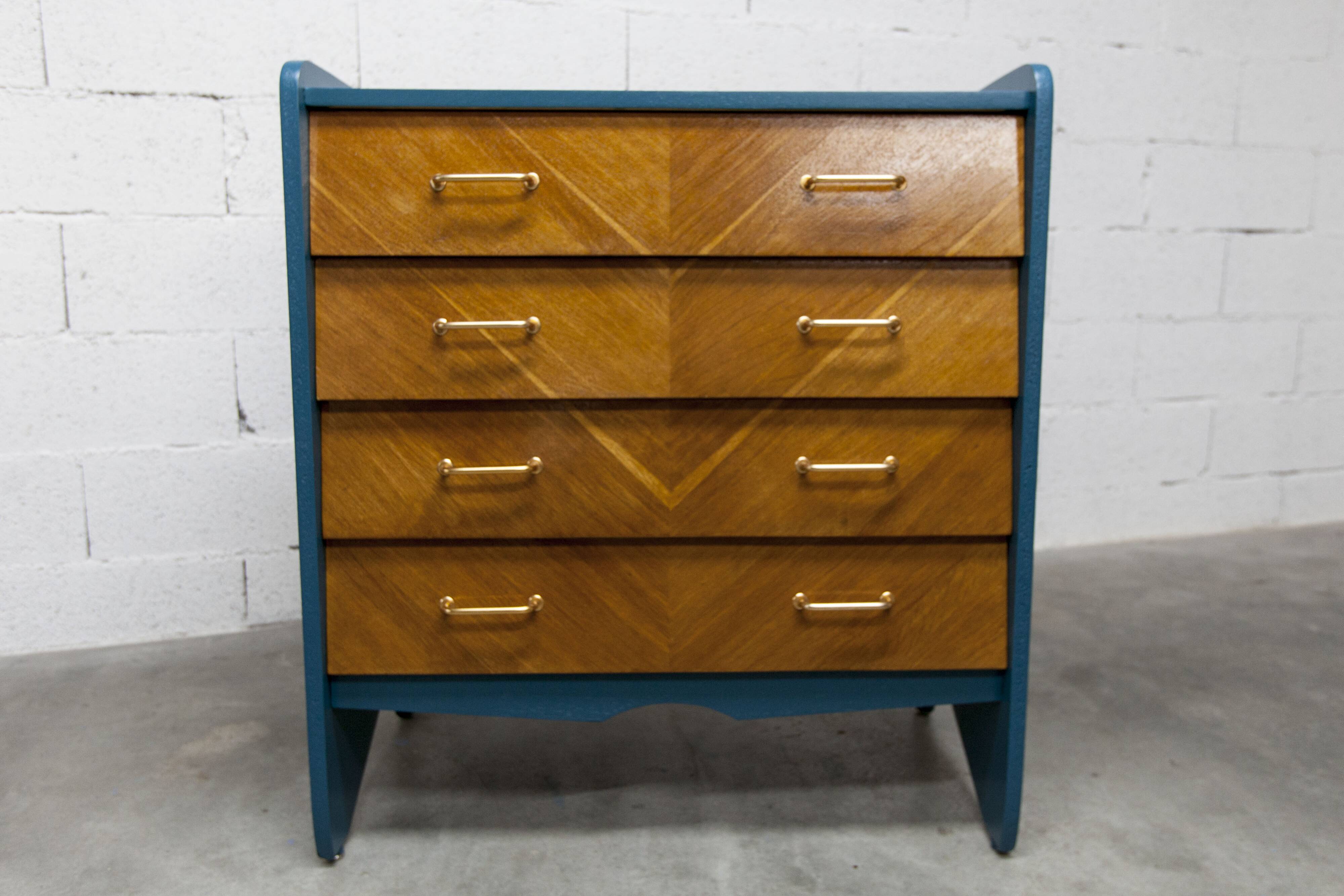 Commode scandinave 1960 atypique bleu Satiné 4 tiroirs