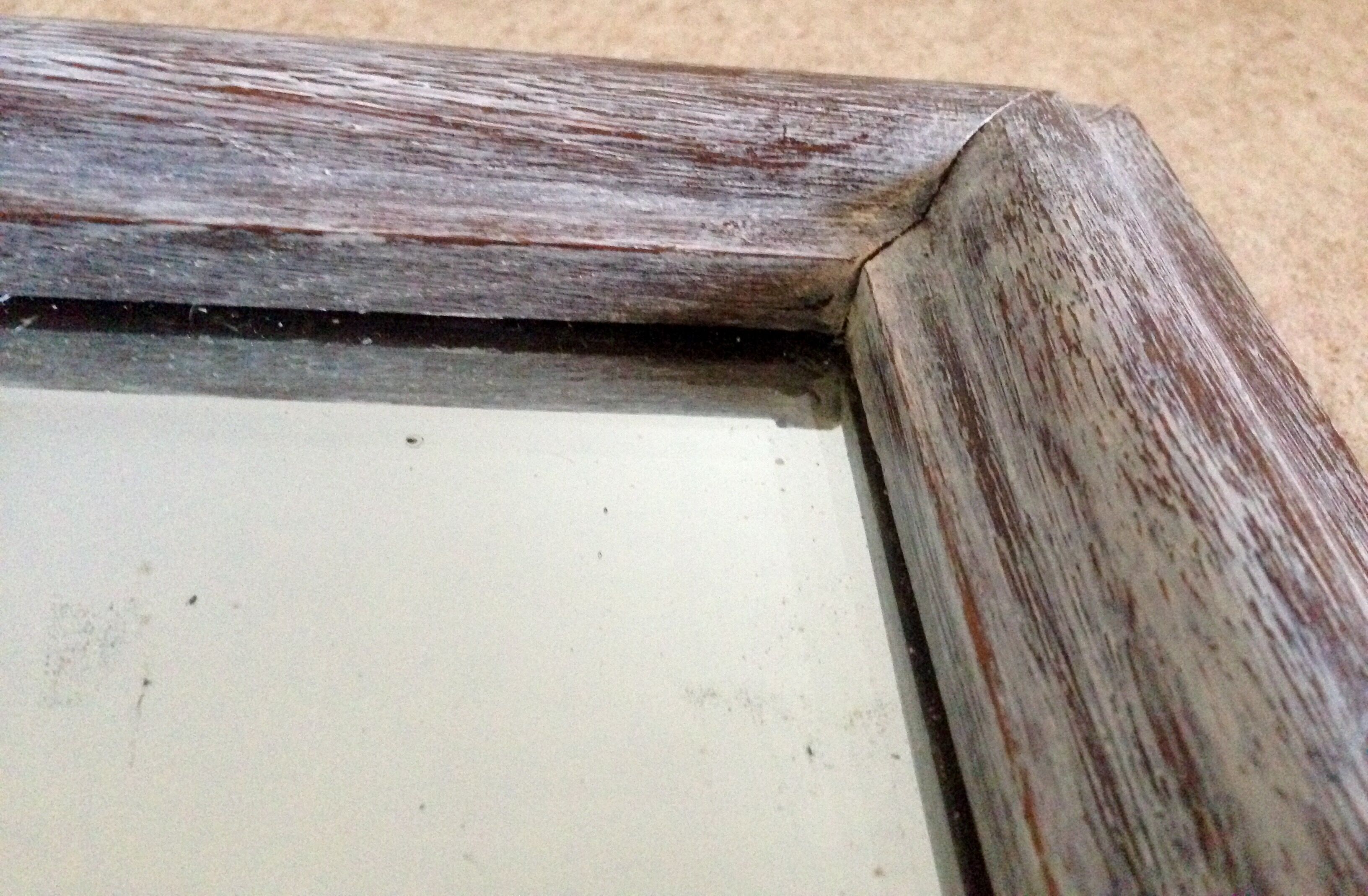 White beveled 81x68cm mirror