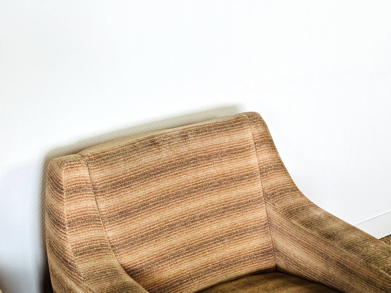 2 vintage armchairs from the 1960s