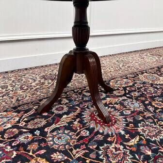 Table d'appoint anglaise classique