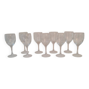 9 Verres à Pied Vintage