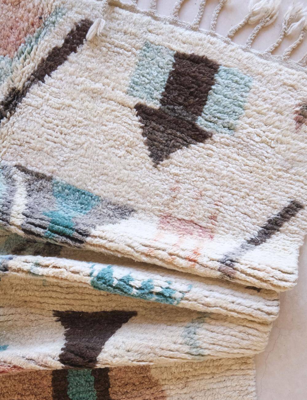 Natural Colors Rug from Morocco - 253 x 174 cm
