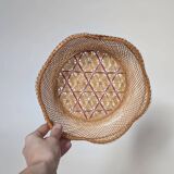 Woven basket made of natural fibre