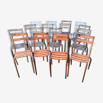14 metal bistro chairs