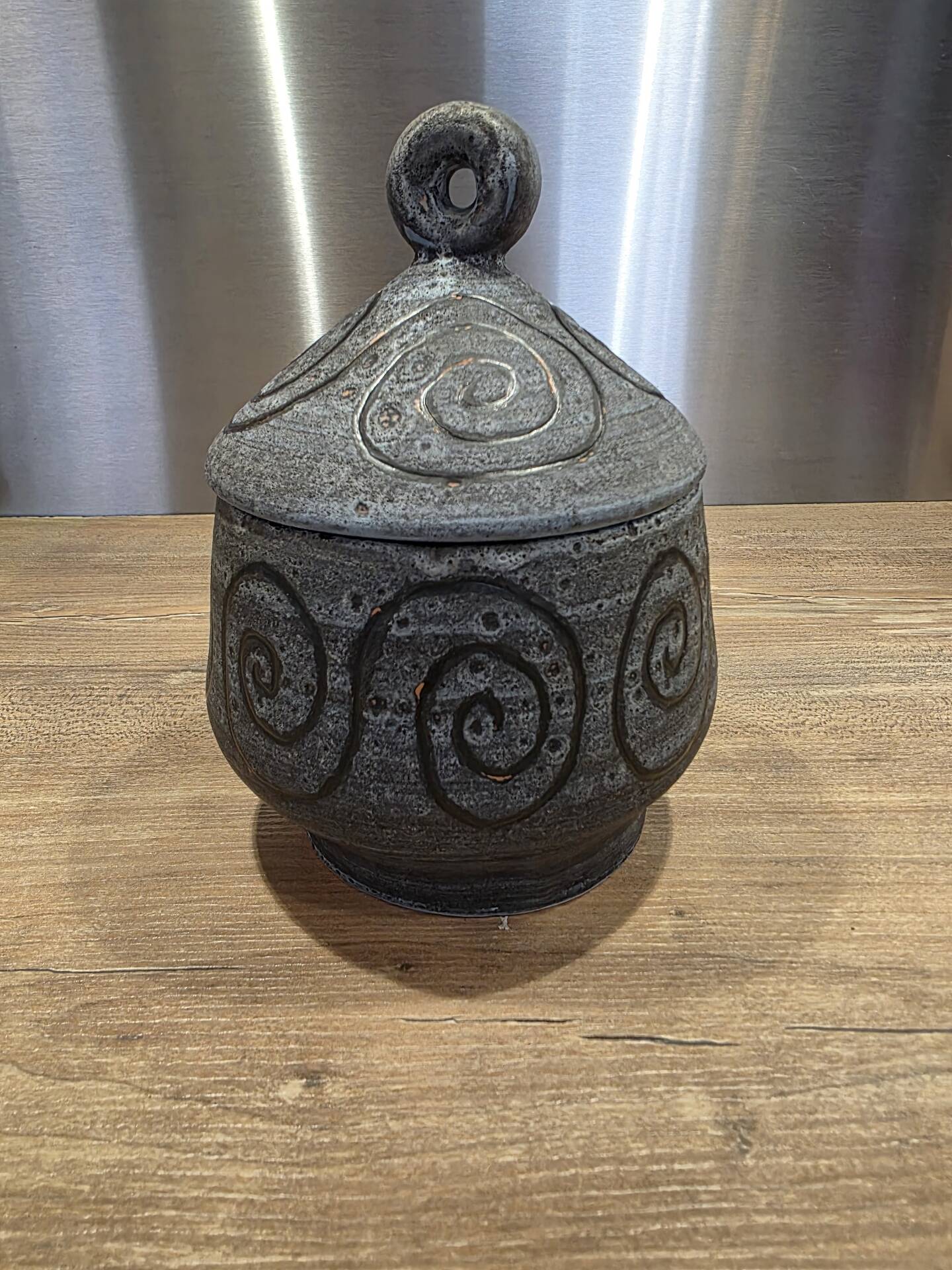 Covered box / Ceramic sugar bowl Vallauris Agnès Escala 1960s
