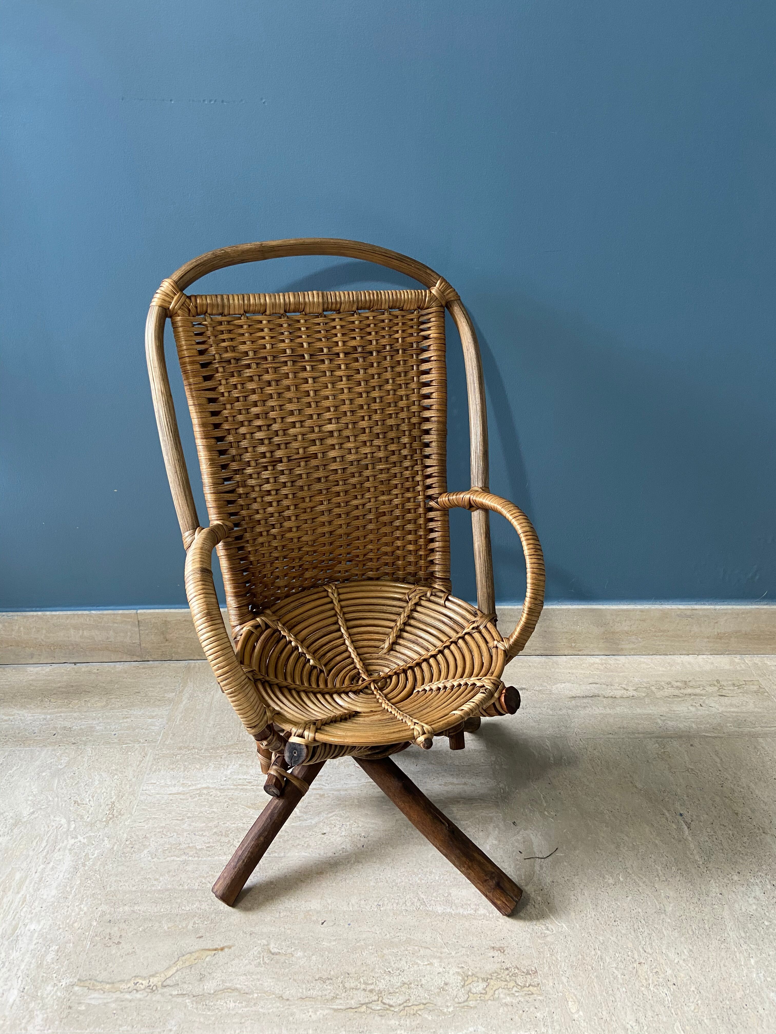 Children's chair in rattan