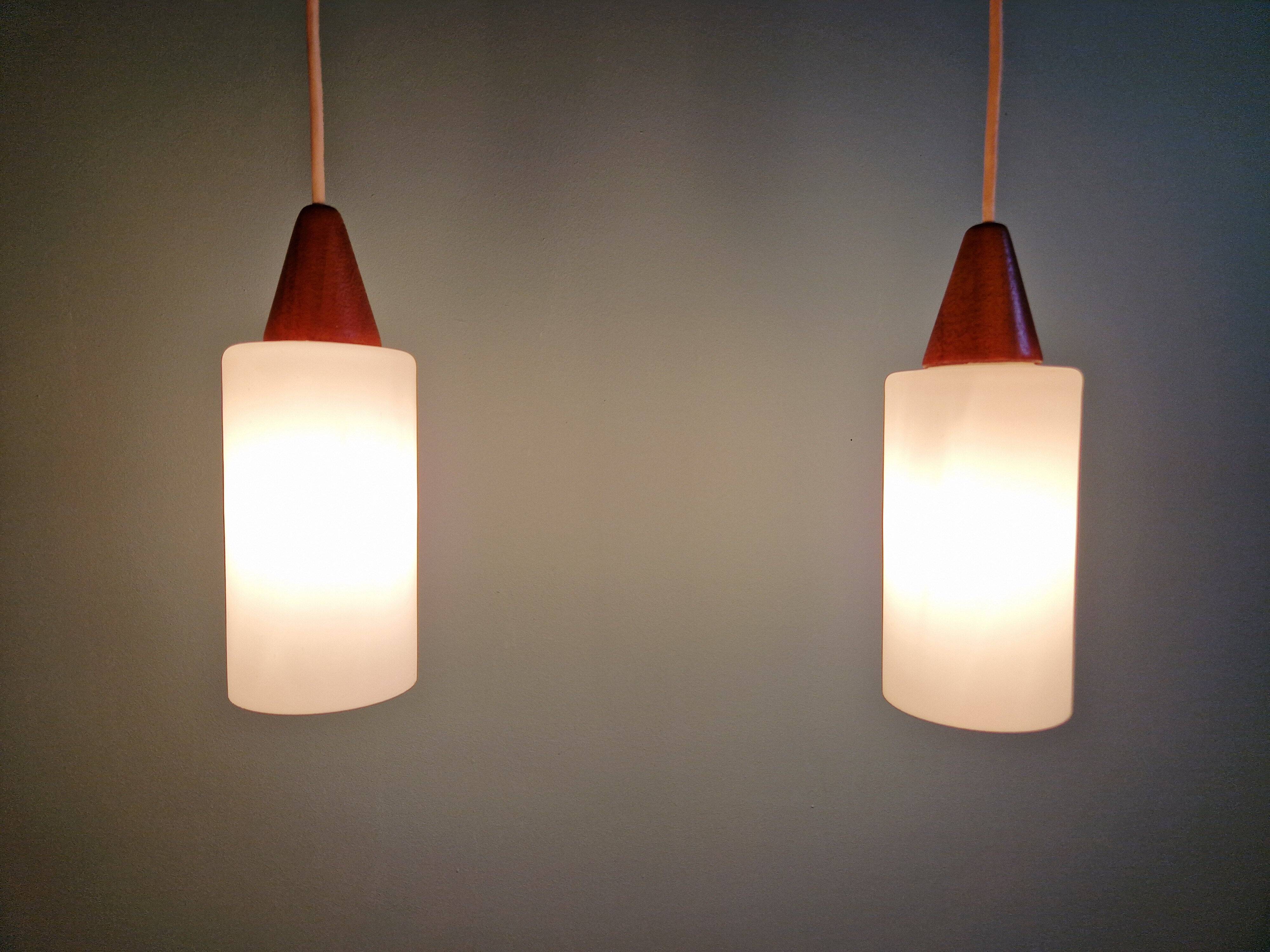 Large Scandinavian chandelier in teak and tubular white opaline, 1960.