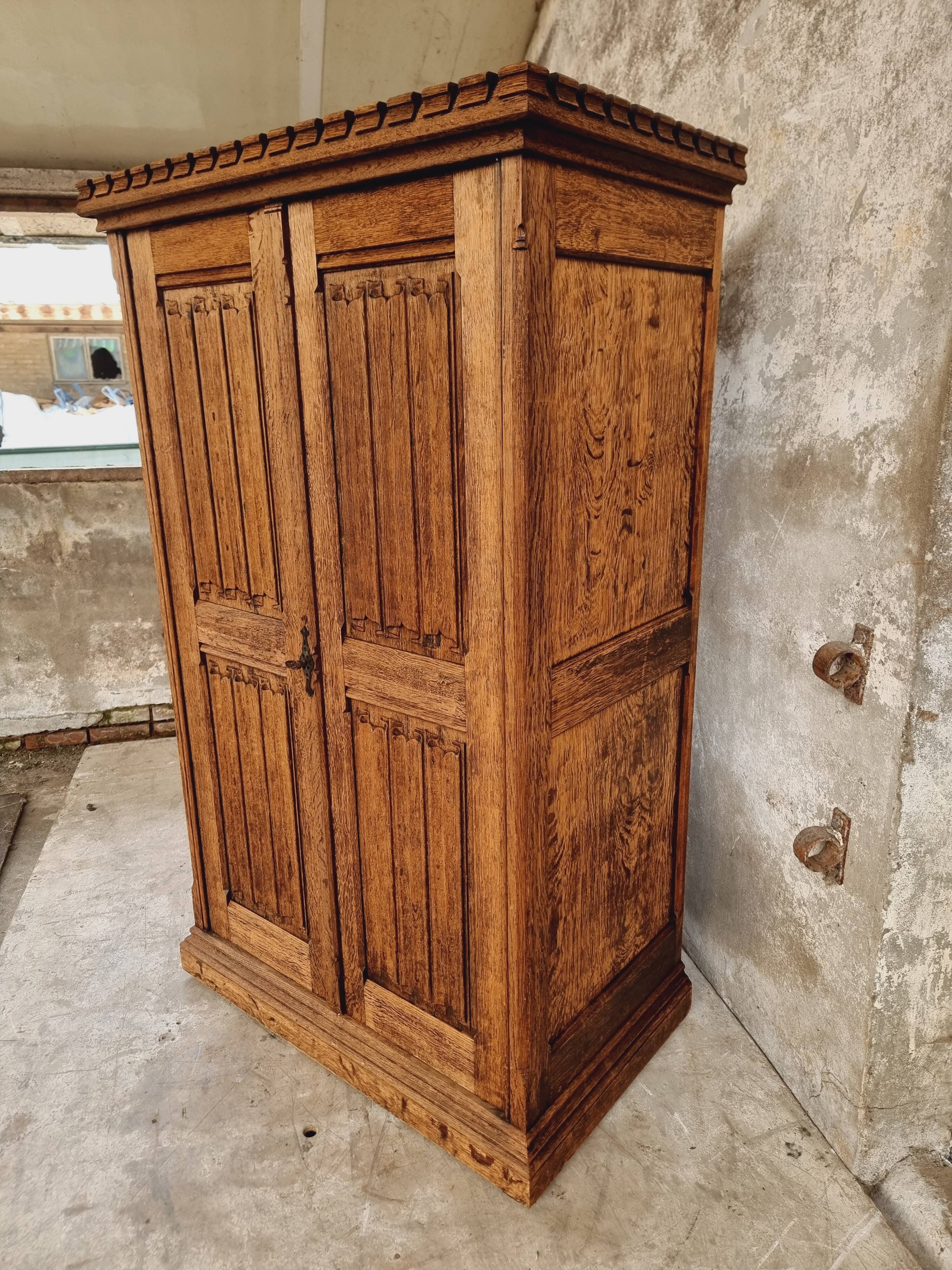Antique cabinet drawercabinet Neo Gothic
