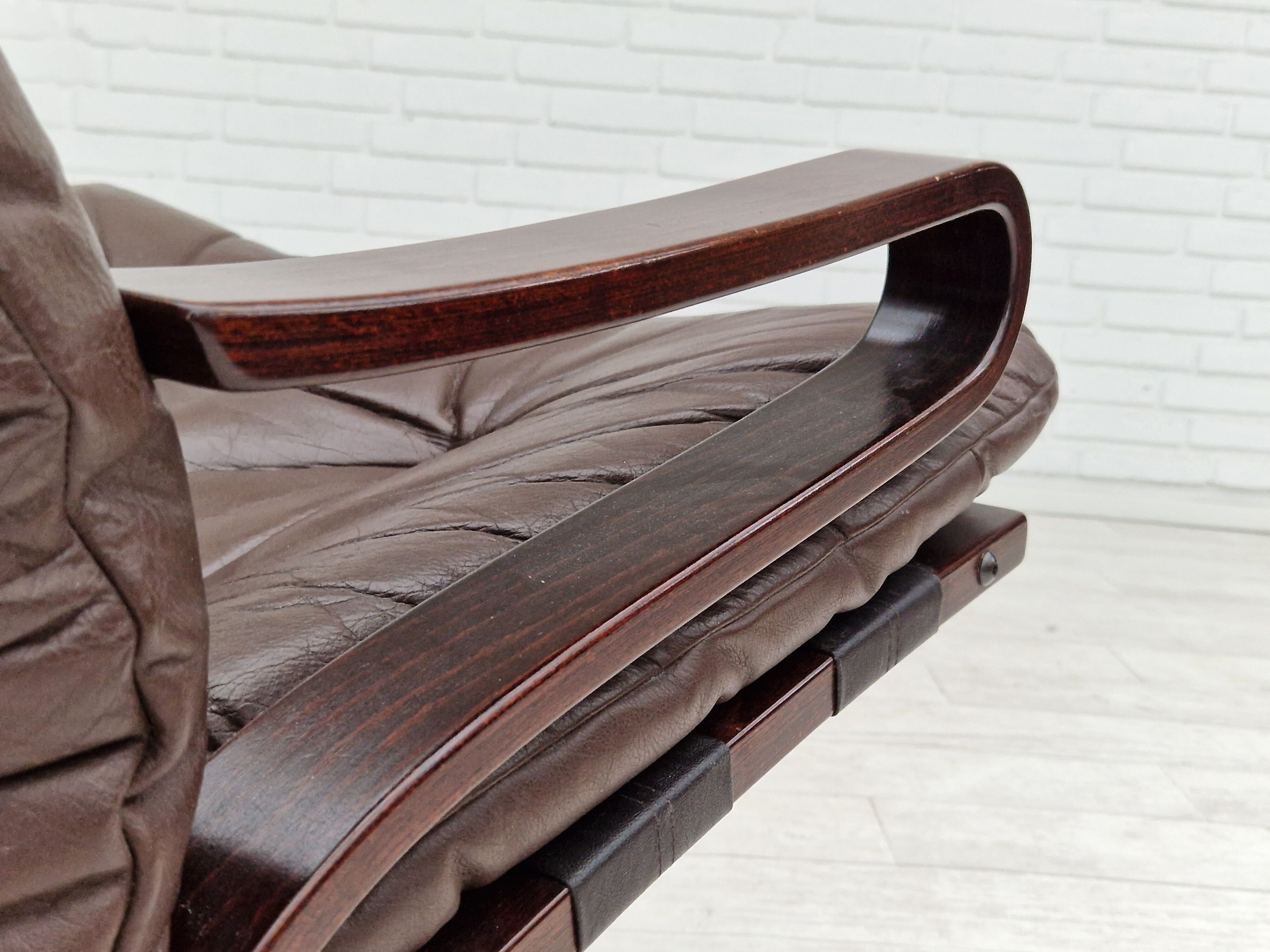 1970s, Norwegian design, Lounge chair model "Kengu" by Erde and Nordahl Solheim for Rybo Rykken