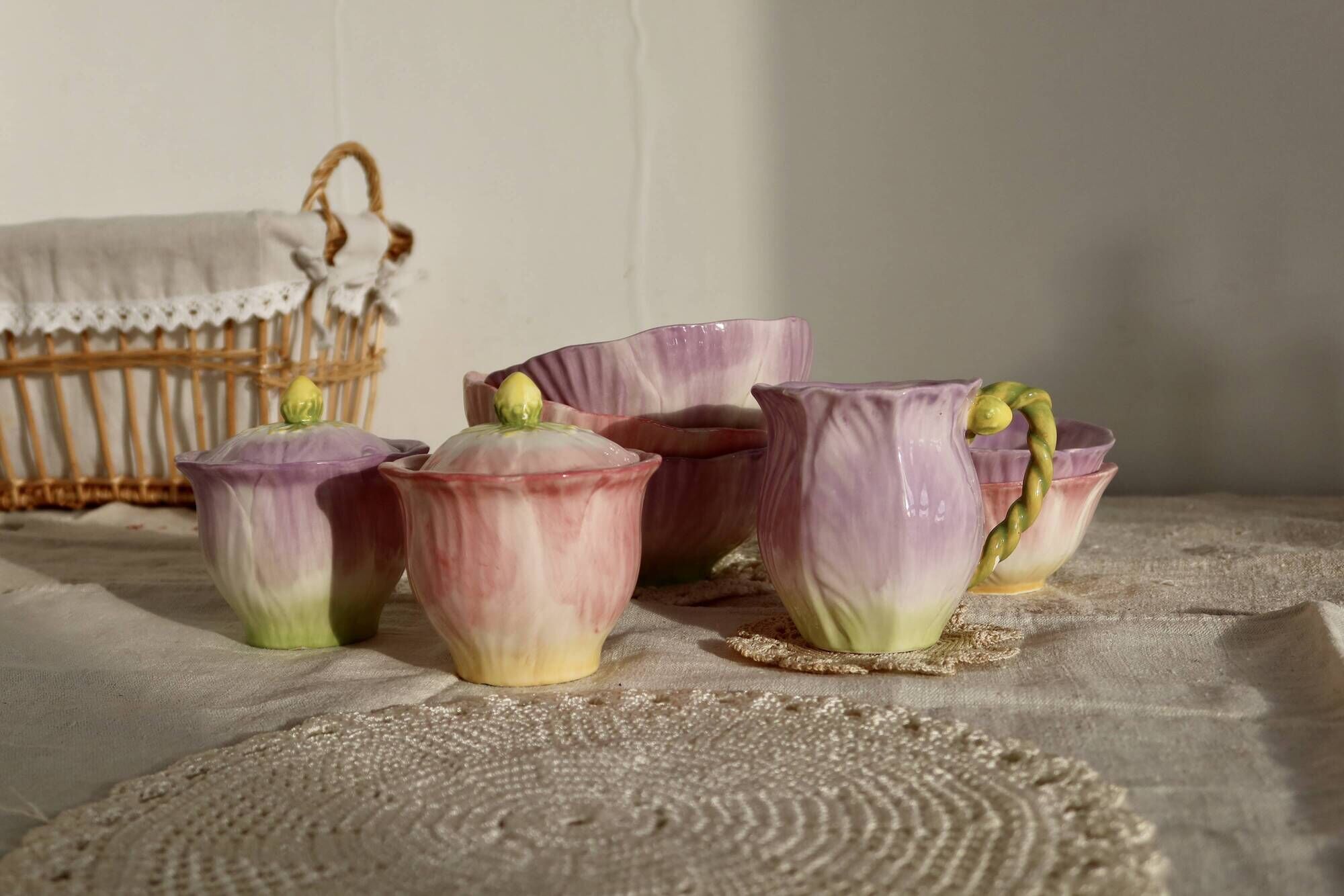 Vintage pink and mauve floral slip tea set - 8 pieces - Cottage core