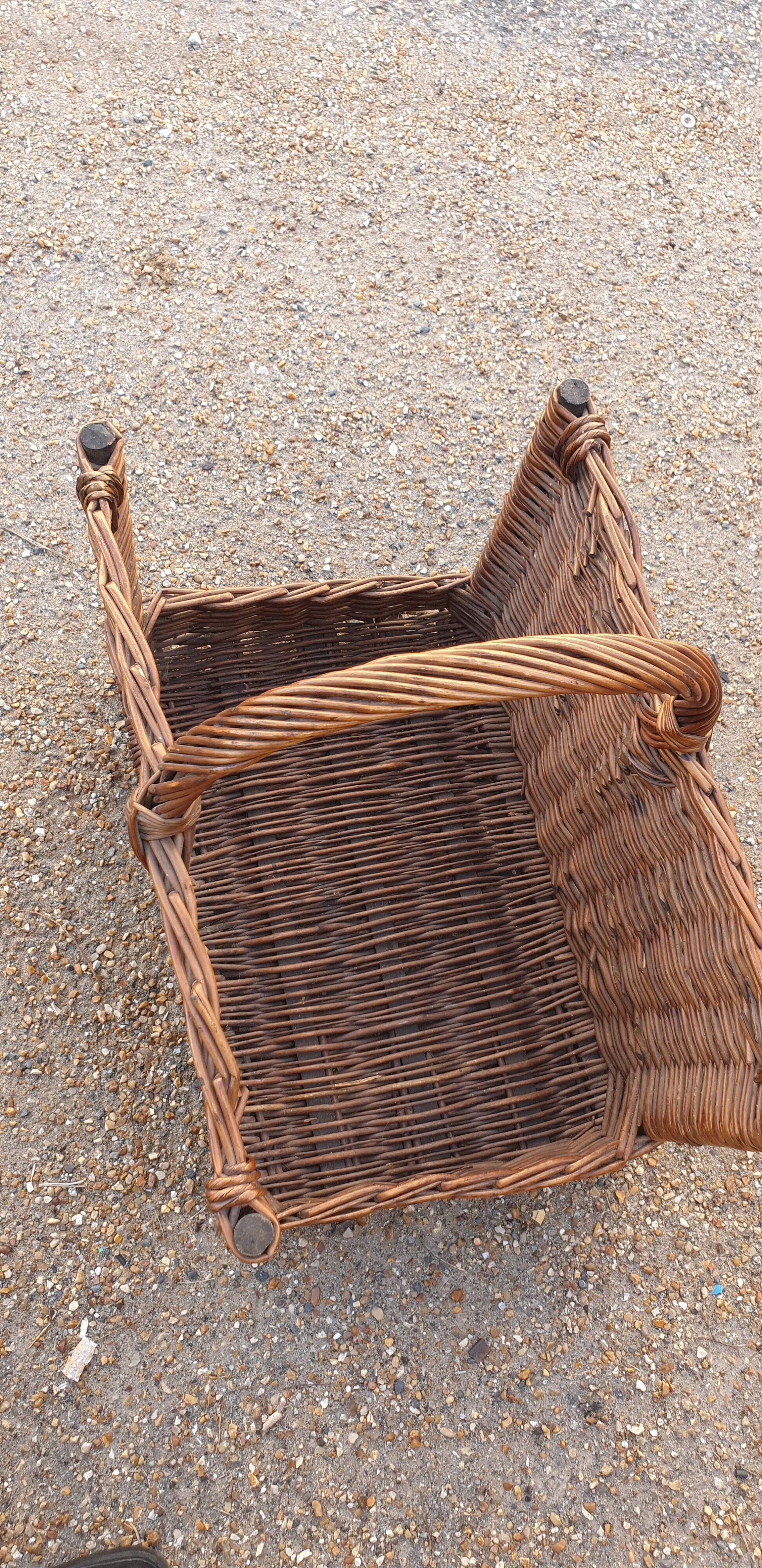 Wicker wood basket