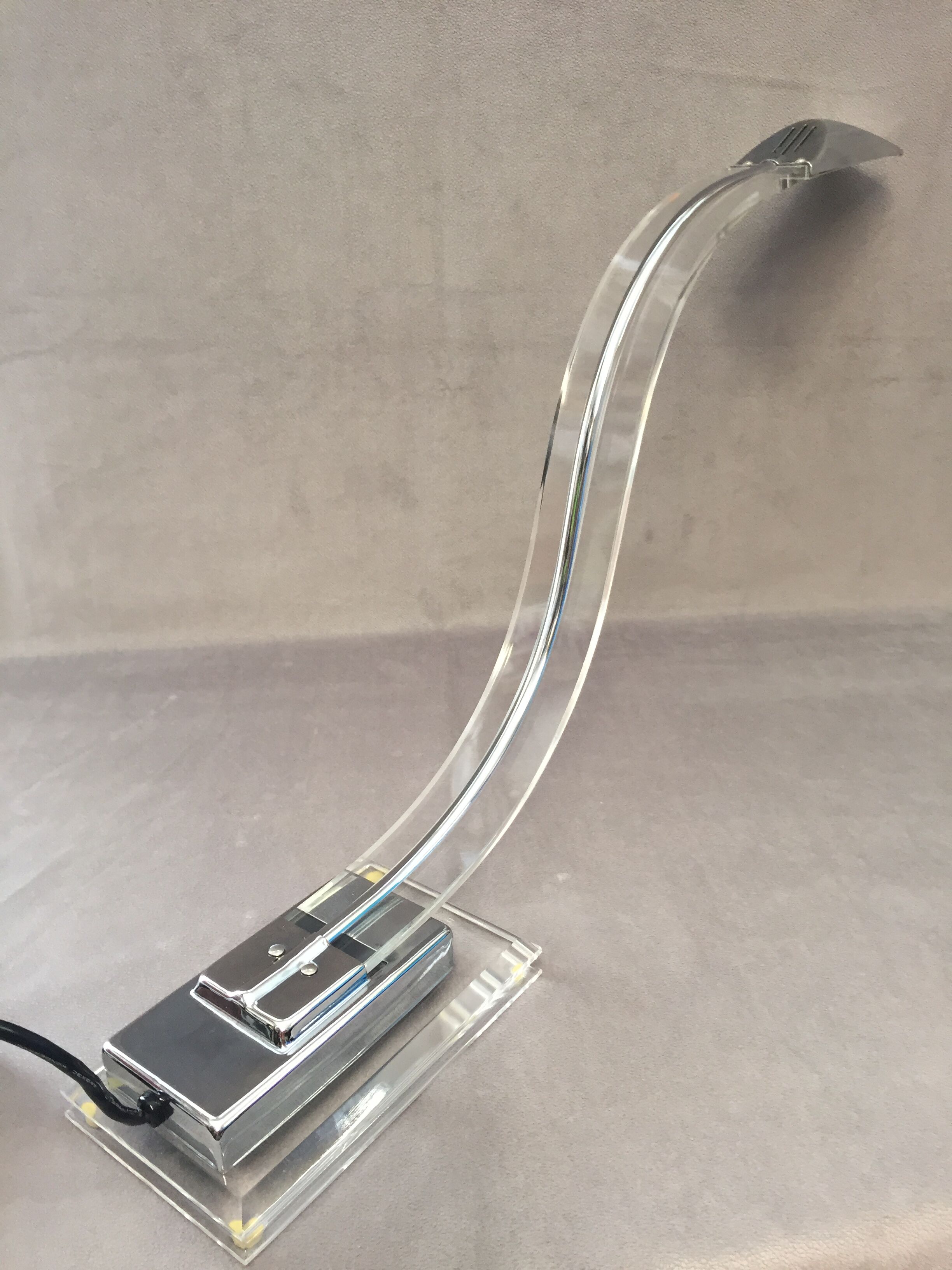 Cobra desk lamp in lucite and chromed metal  italy 80s