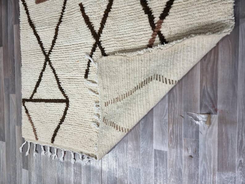 Berber Moroccan rug 200cm x 300cm