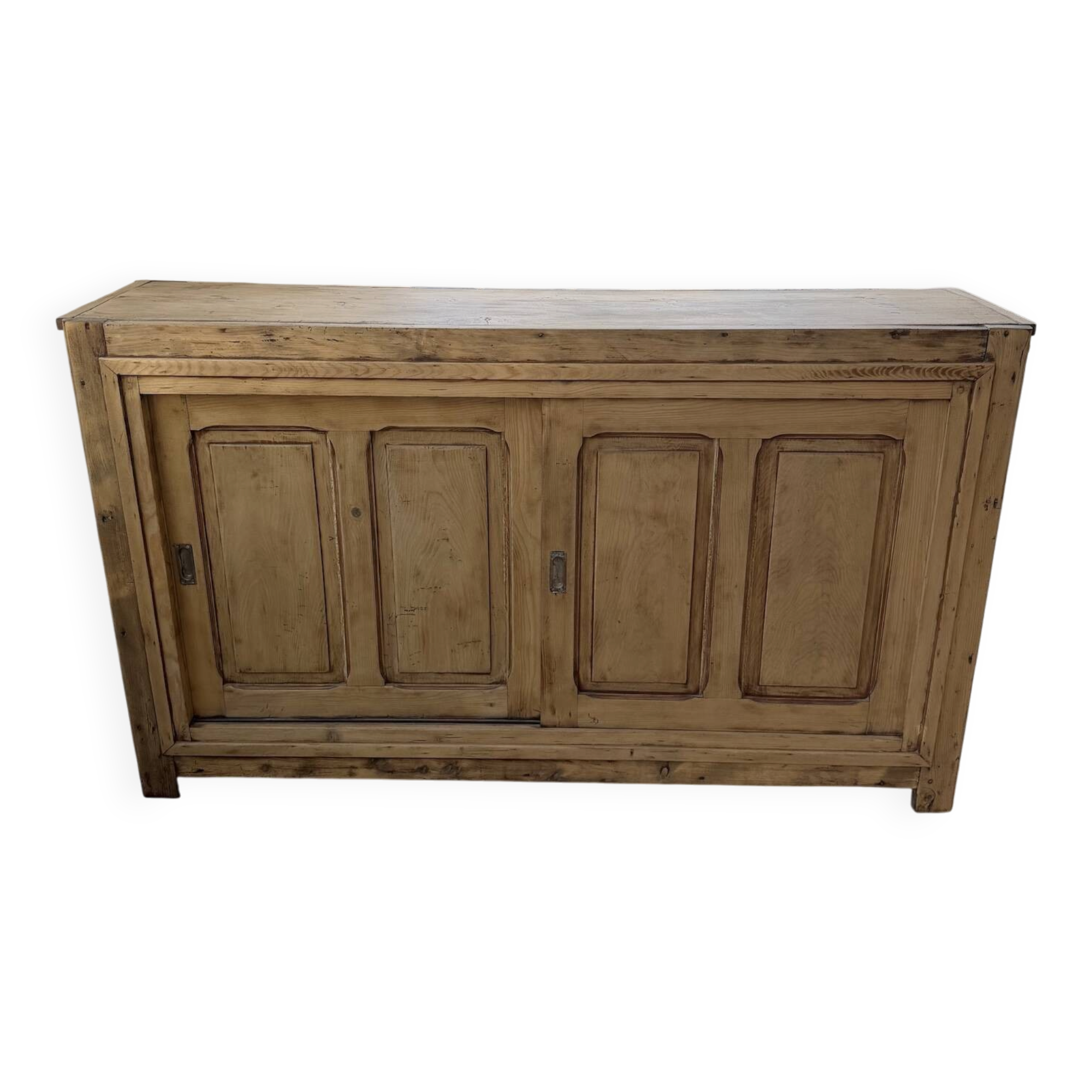 Enfilade with sliding doors from the 1950s
