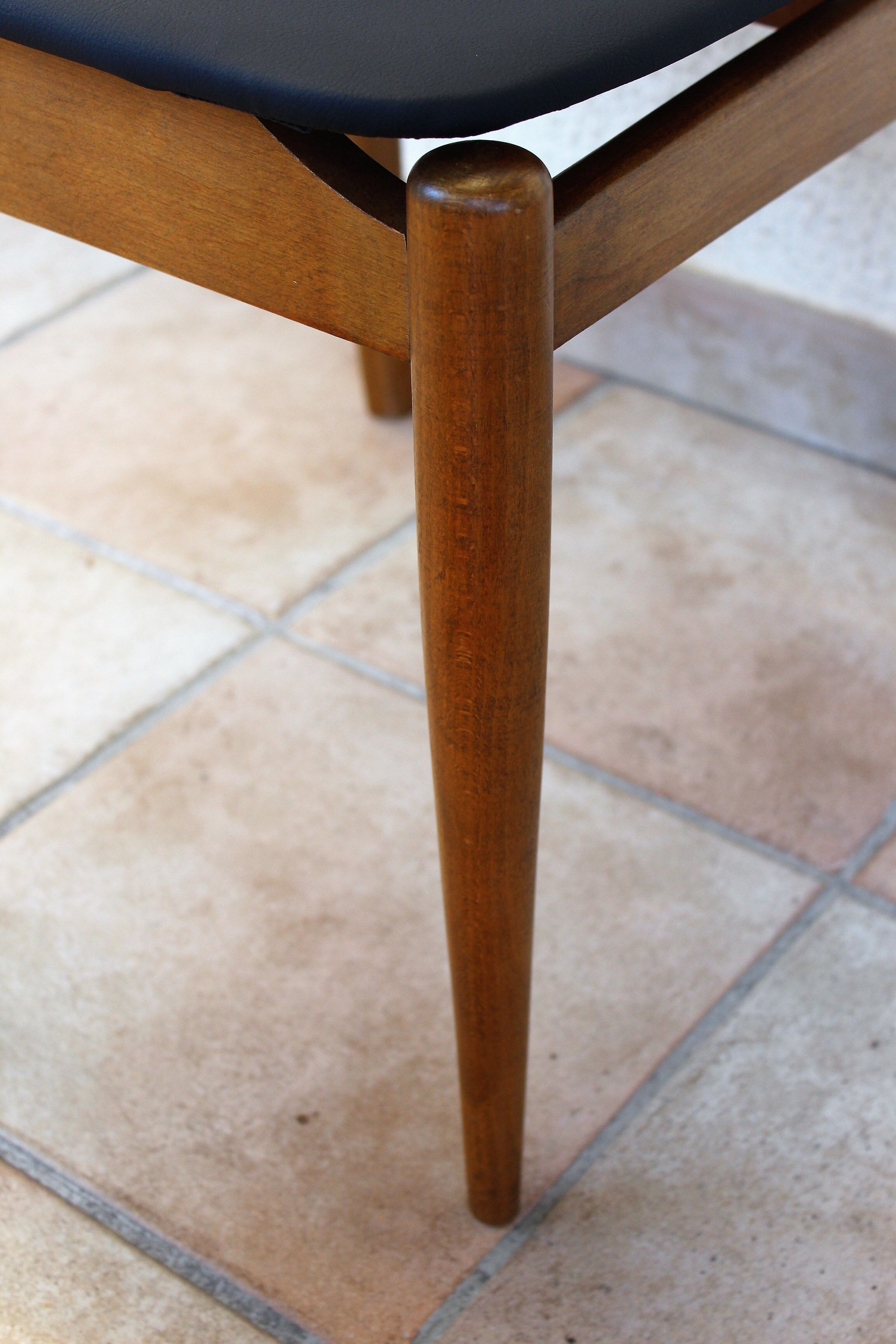 Paire de chaises scandinaves vintage