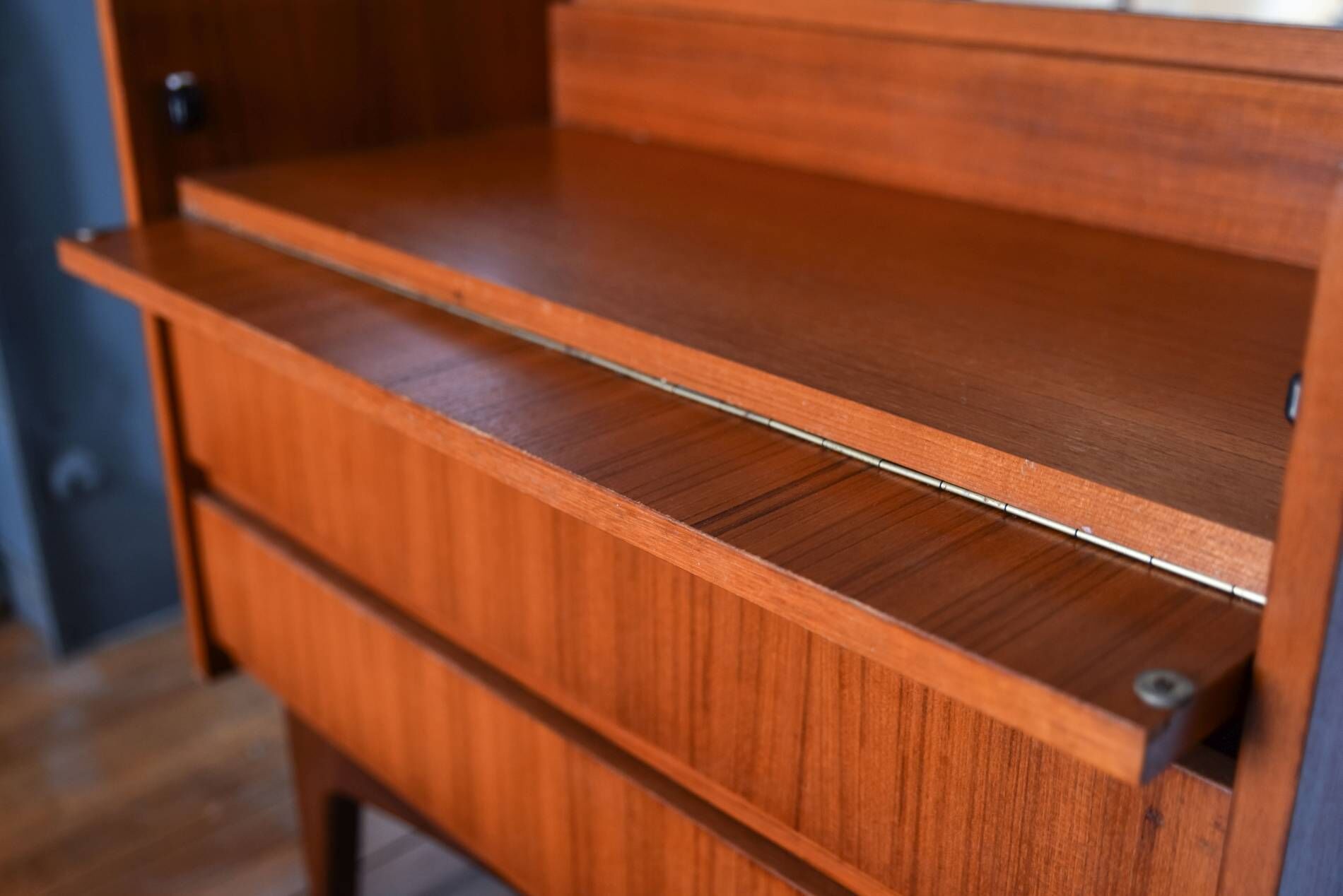 Scandinavian hairdresser 60s teak