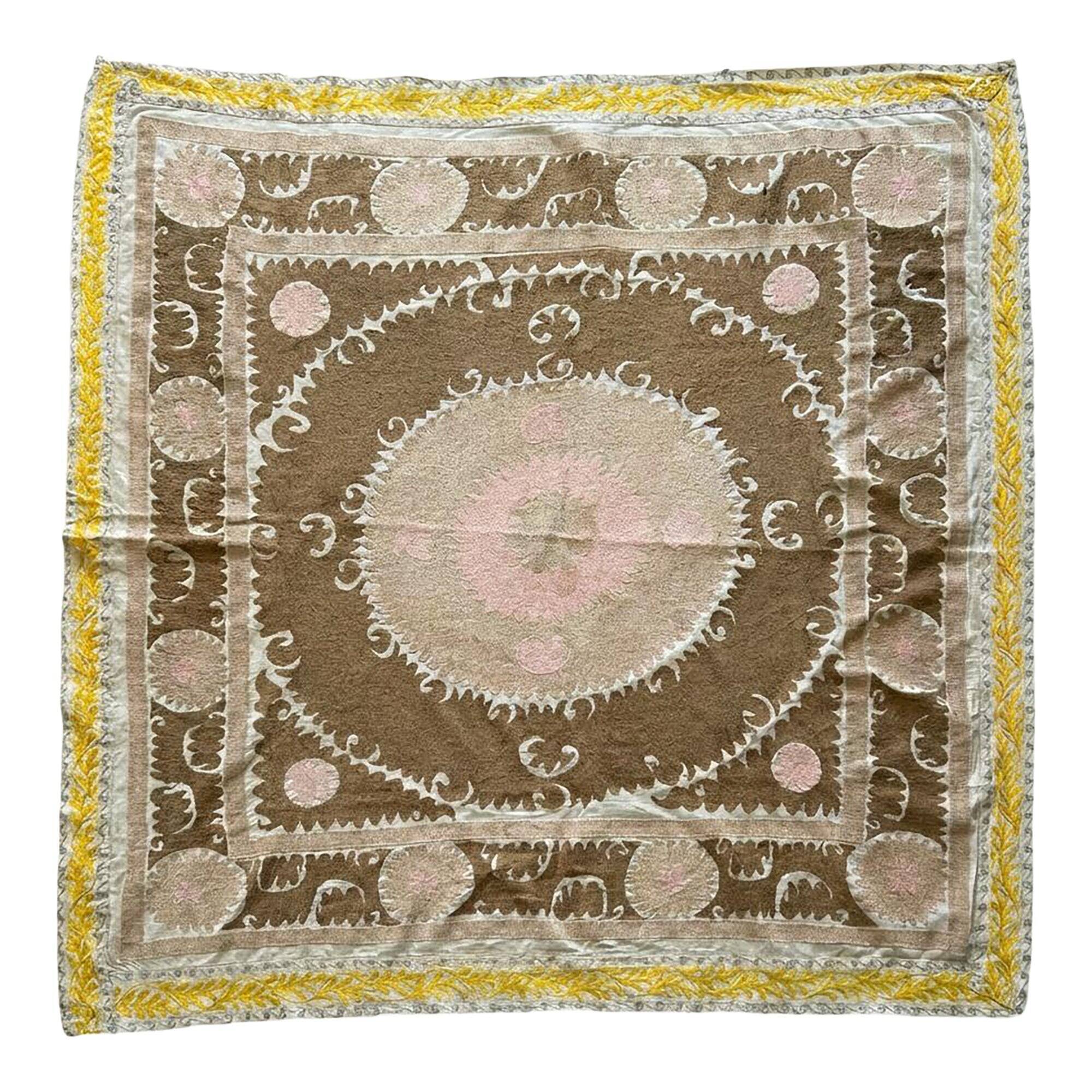 Vintage hand-embroidered tablecloth 156x162 cm