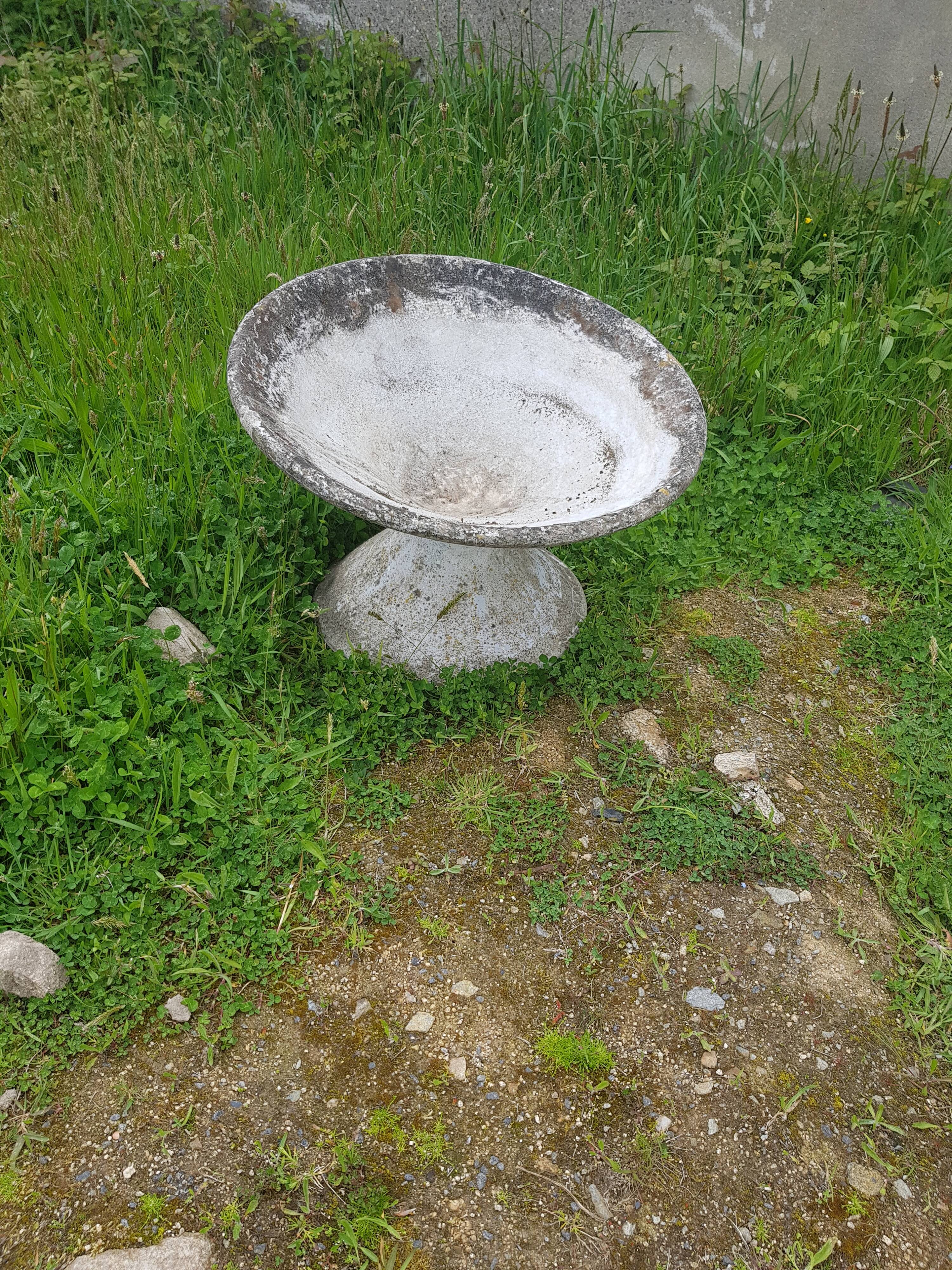 Cement planter 60's