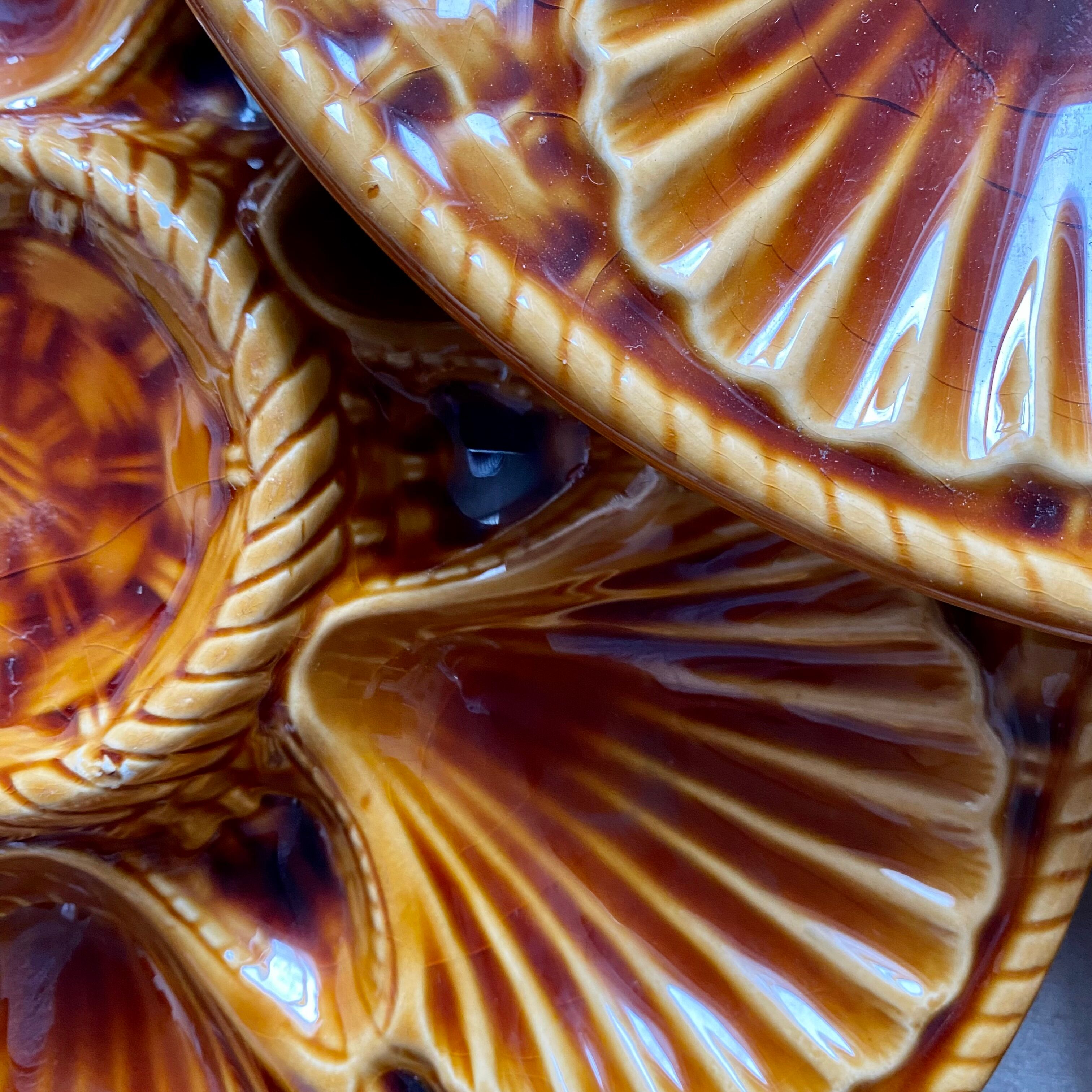 Longchamp oyster plates