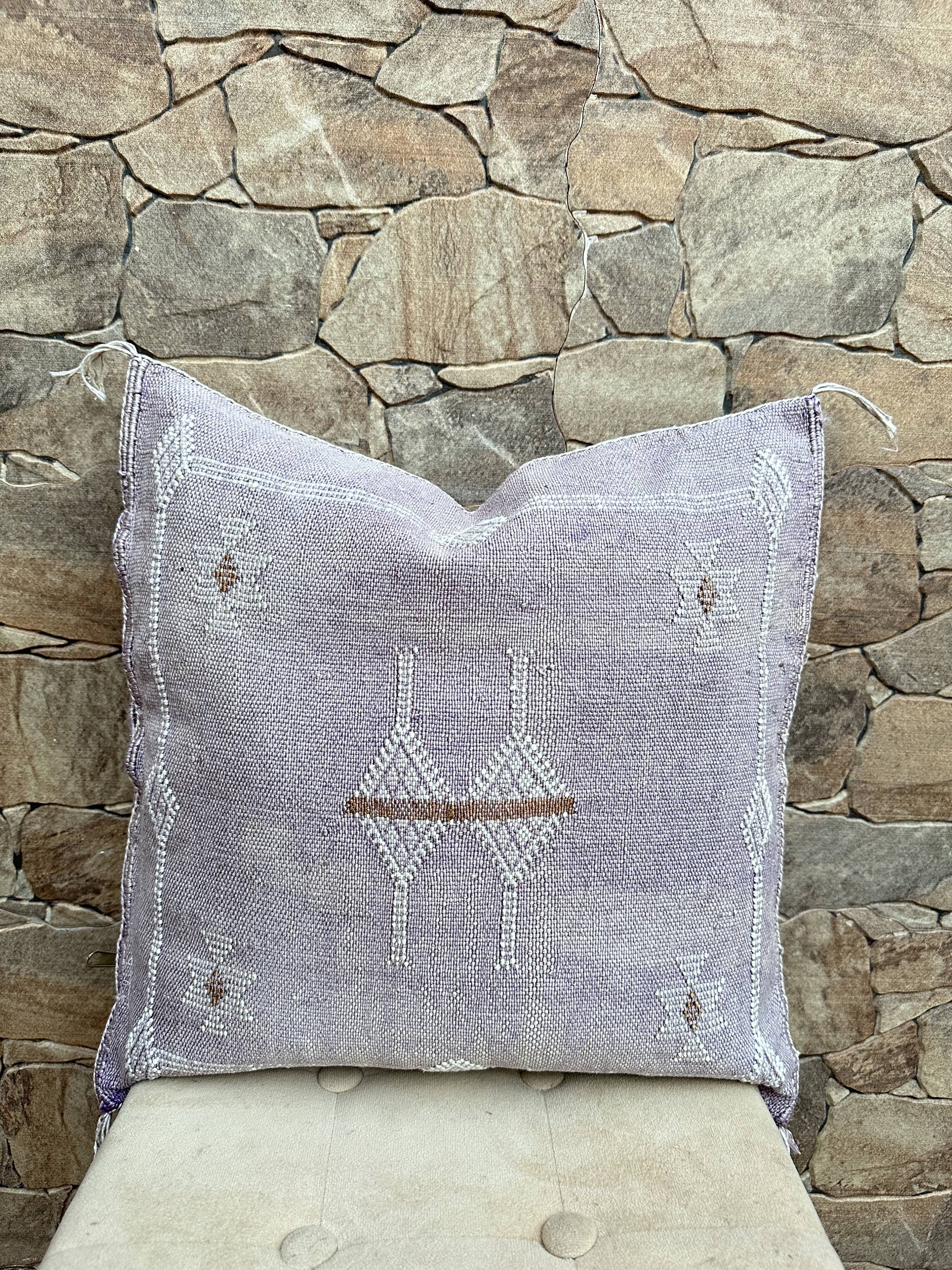 Cactus silk cushion cover: Handwoven Moroccan cushion 48x48cm