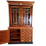 Armoire de pharmacie Art Déco, 1909