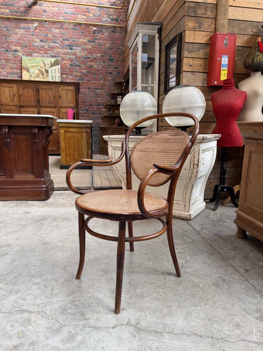 DLG Thonet armchair