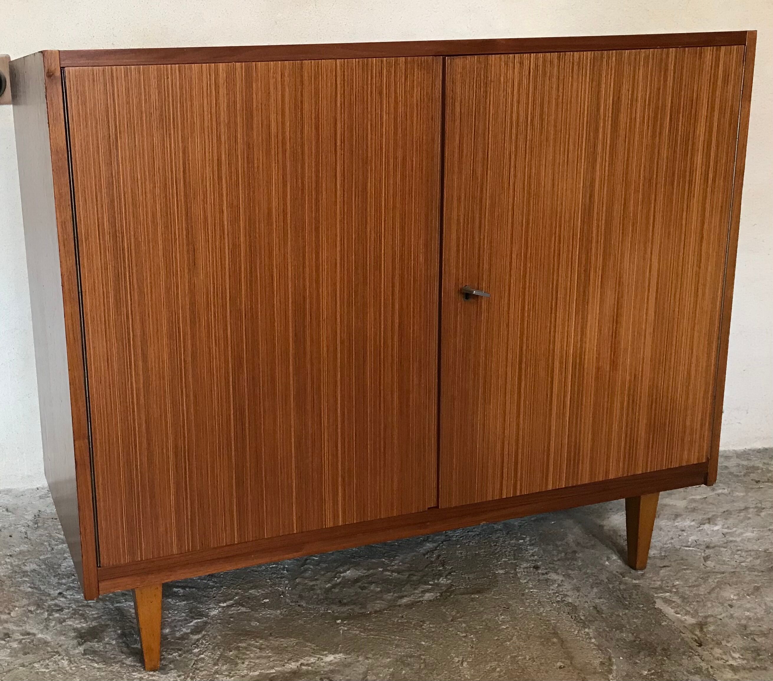 Buffet vintage storage cabinet 1980's