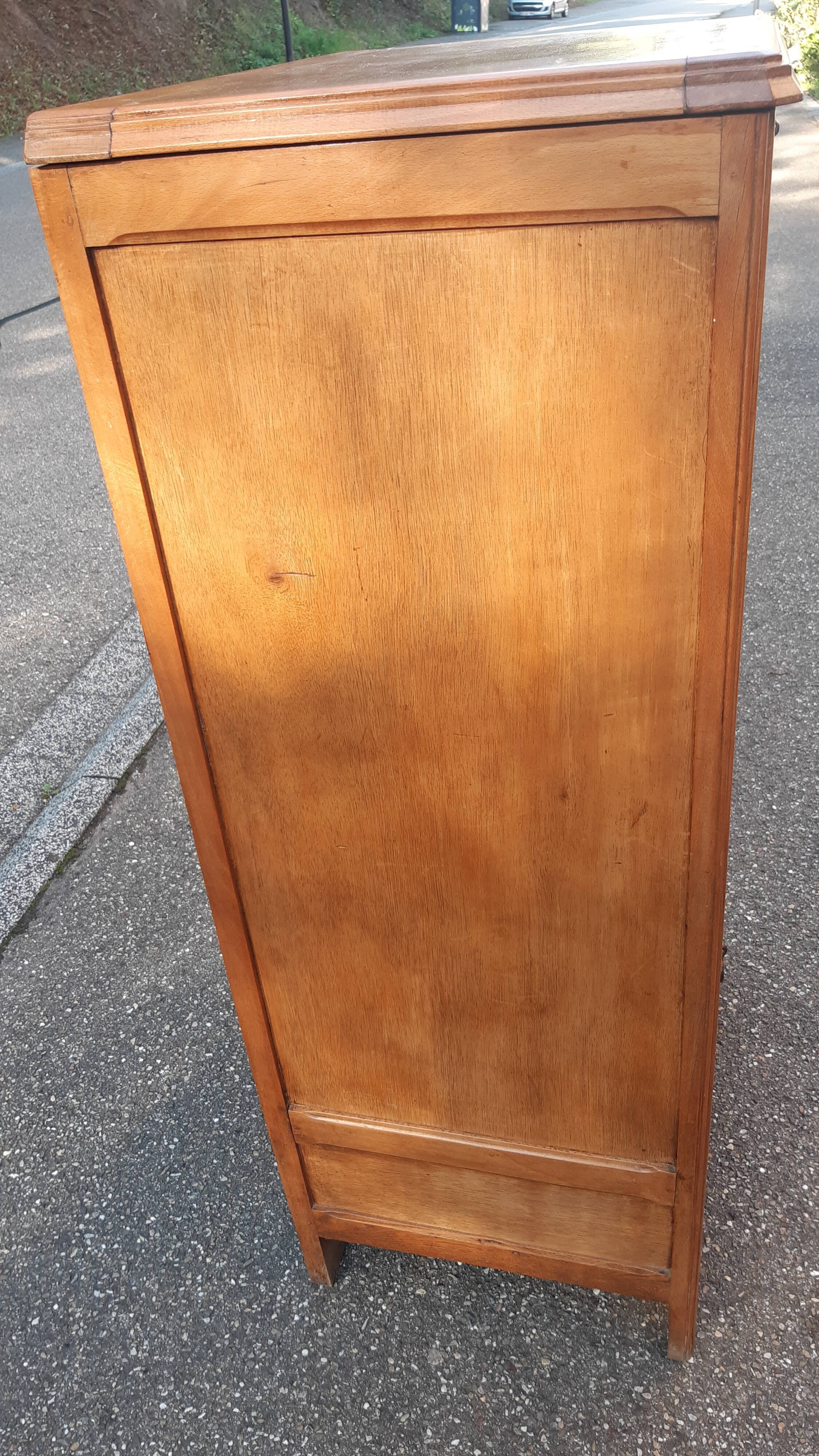 Art deco hi-fi cabinet