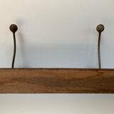 Two-point patères