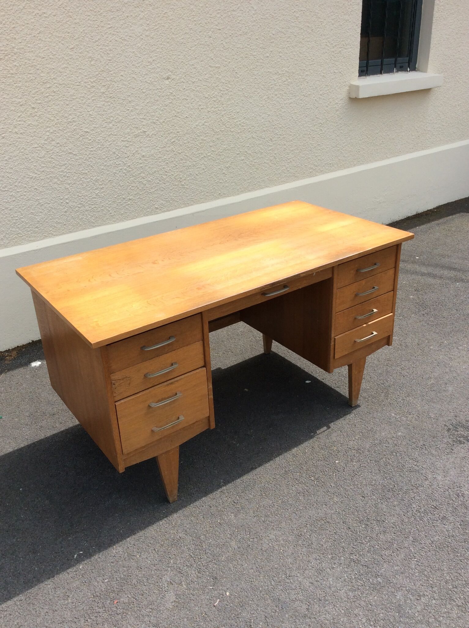 Desk foot compass 1950