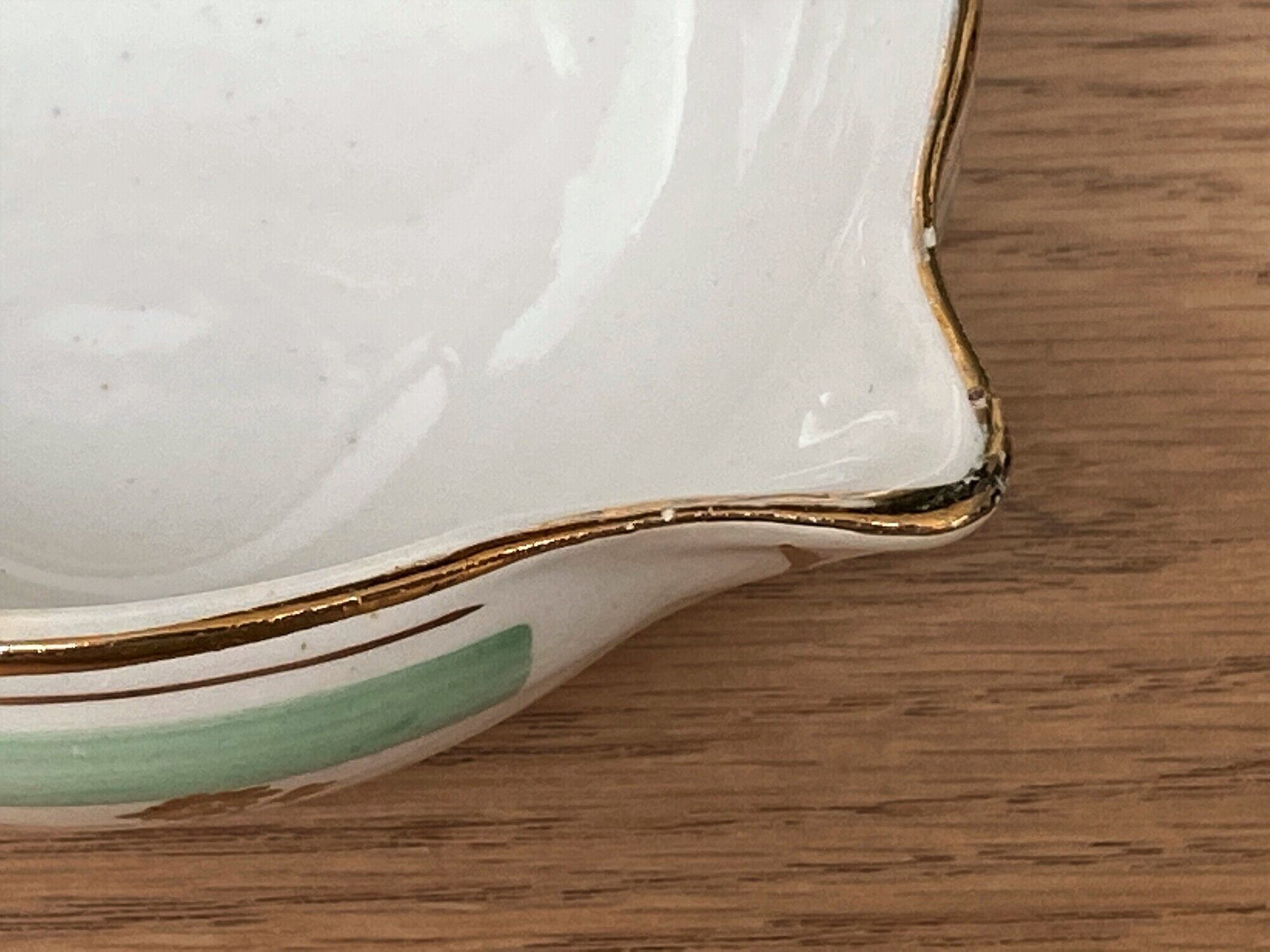 Saucière en demi-porcelaine L'Amandinoise
