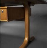 flat desk