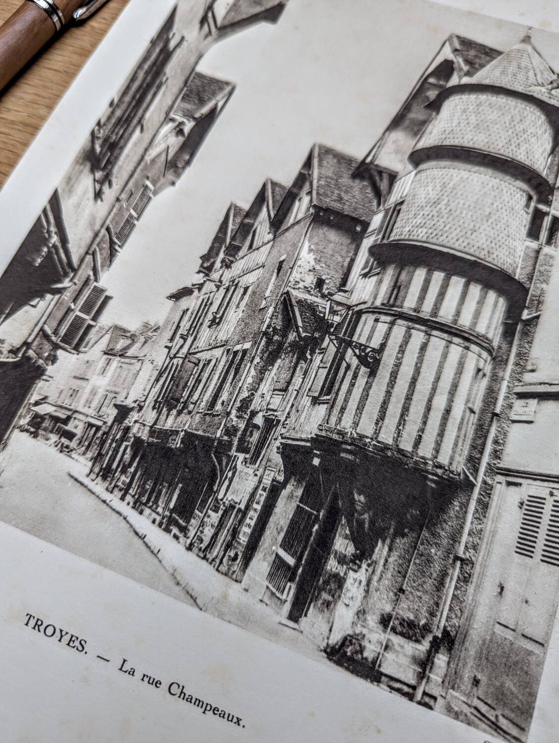 Printed in 1926, Troyes Heliogravure.