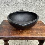 Ancient bowl, ethnic pottery in Colombian La Chamba ceramic.